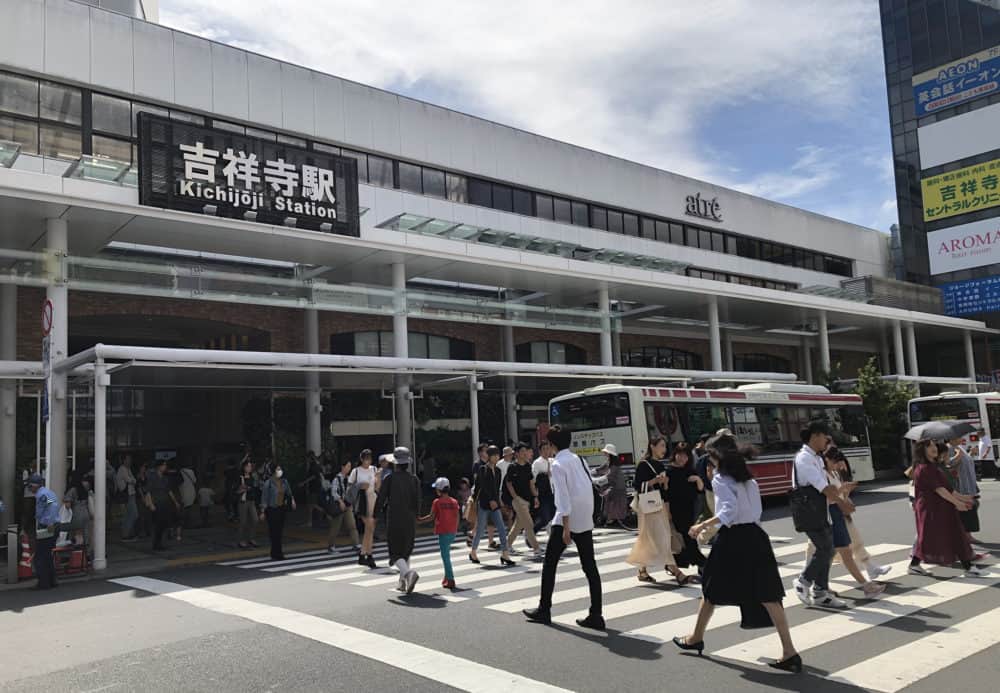吉祥寺駅に住むという選択。便利さも、緑も、街の熱量も欲しい人へ