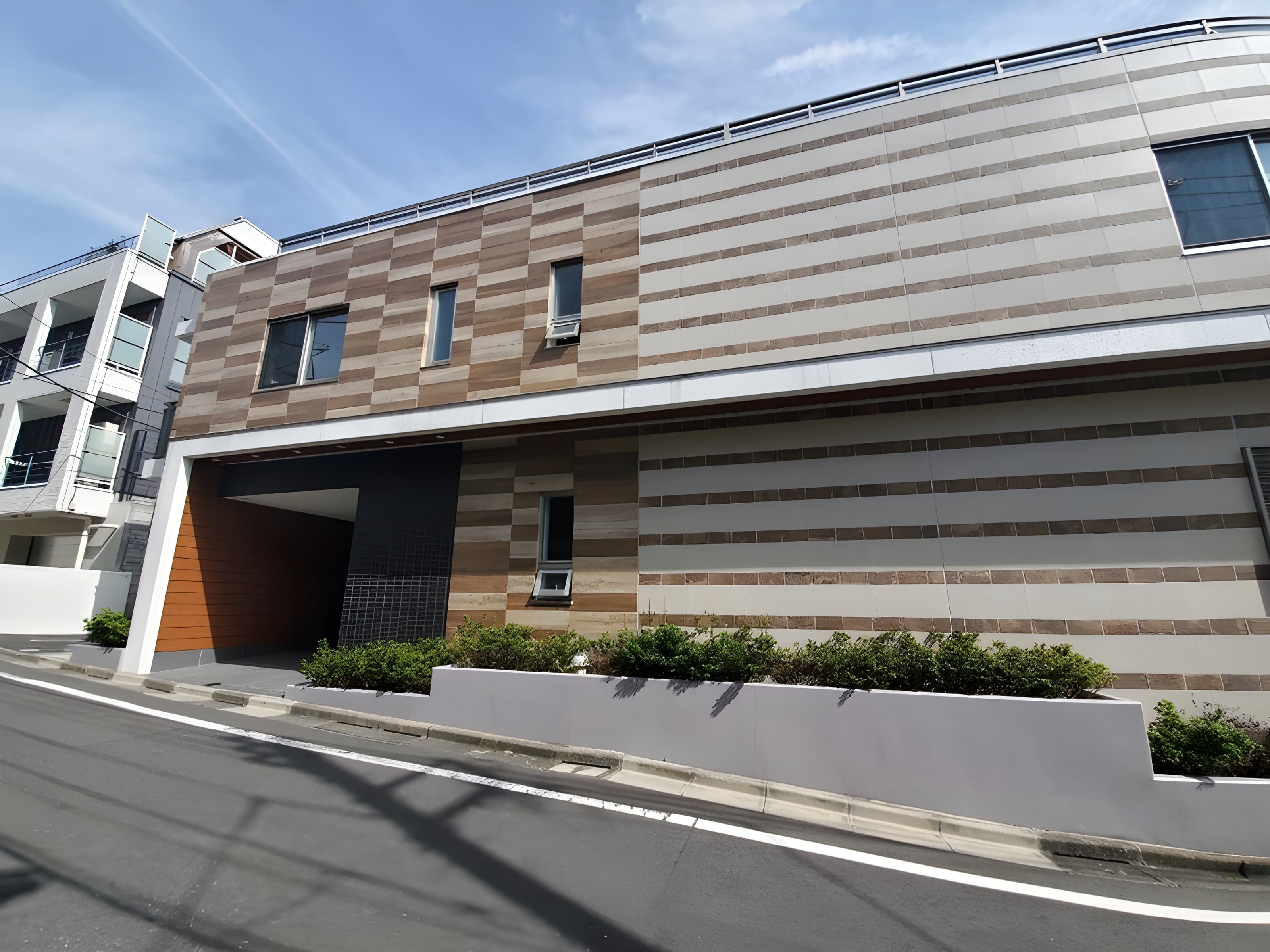 The Well Mejiro 307