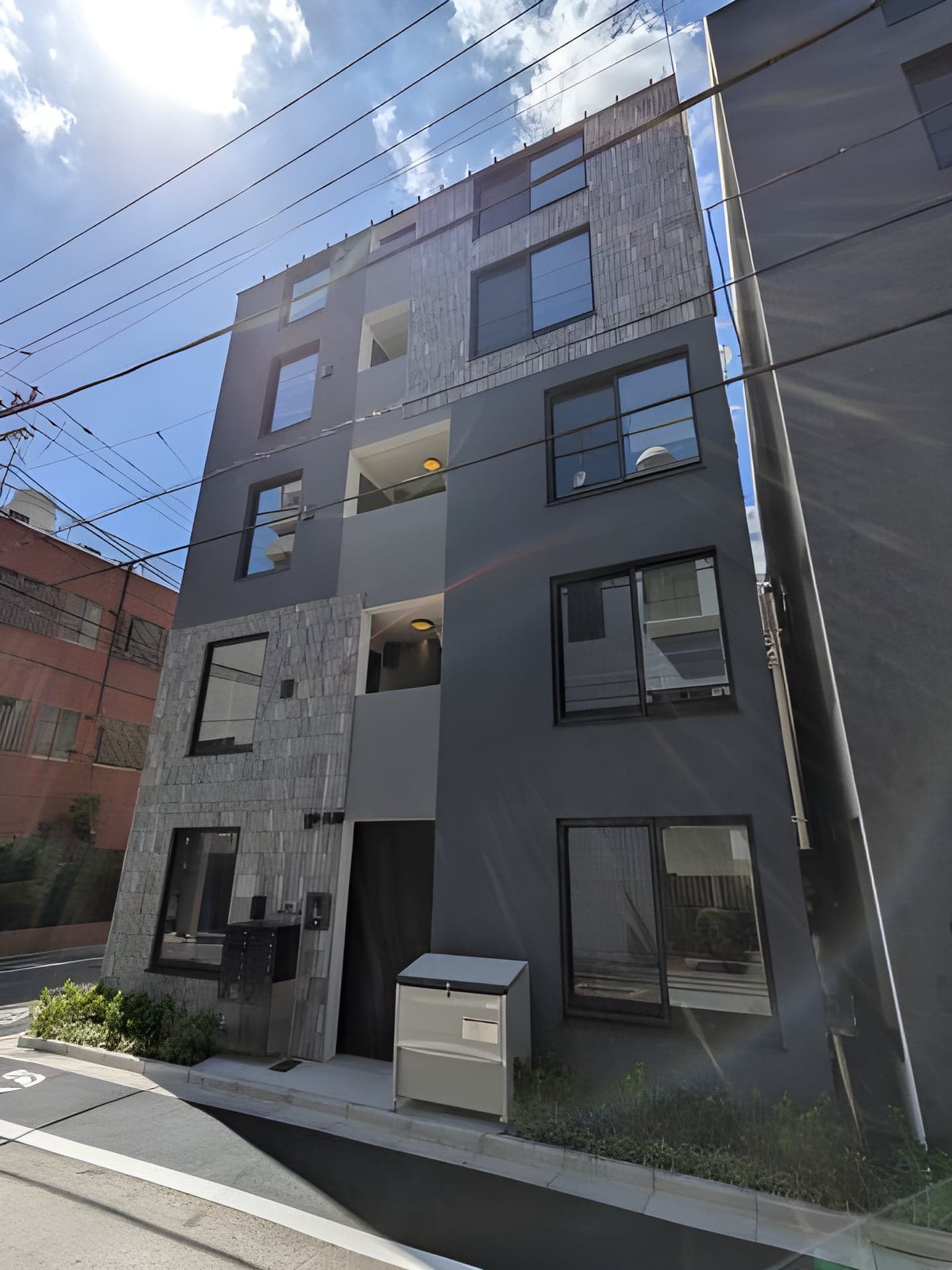アピチェ南千住B棟 0402