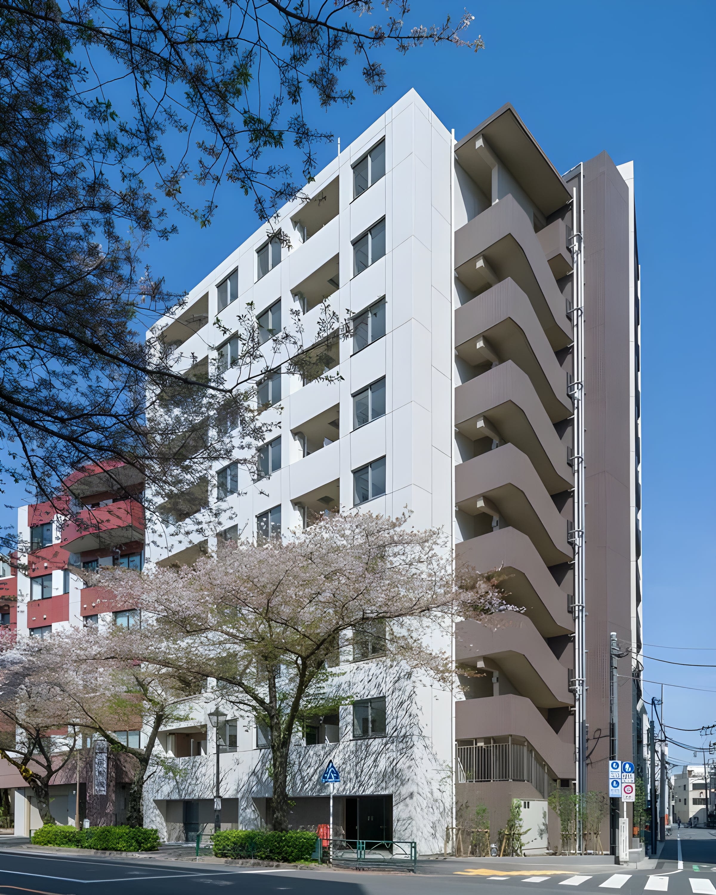 CREATIF中野 801