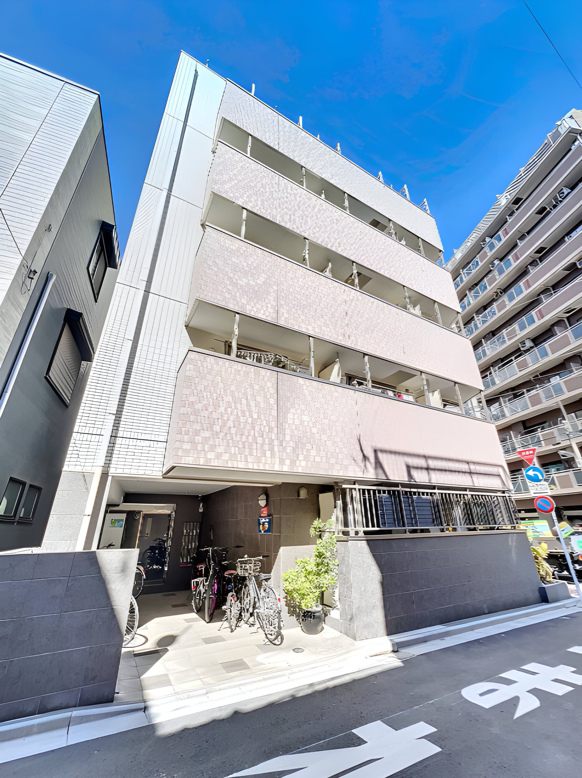 ジュネスHK 102