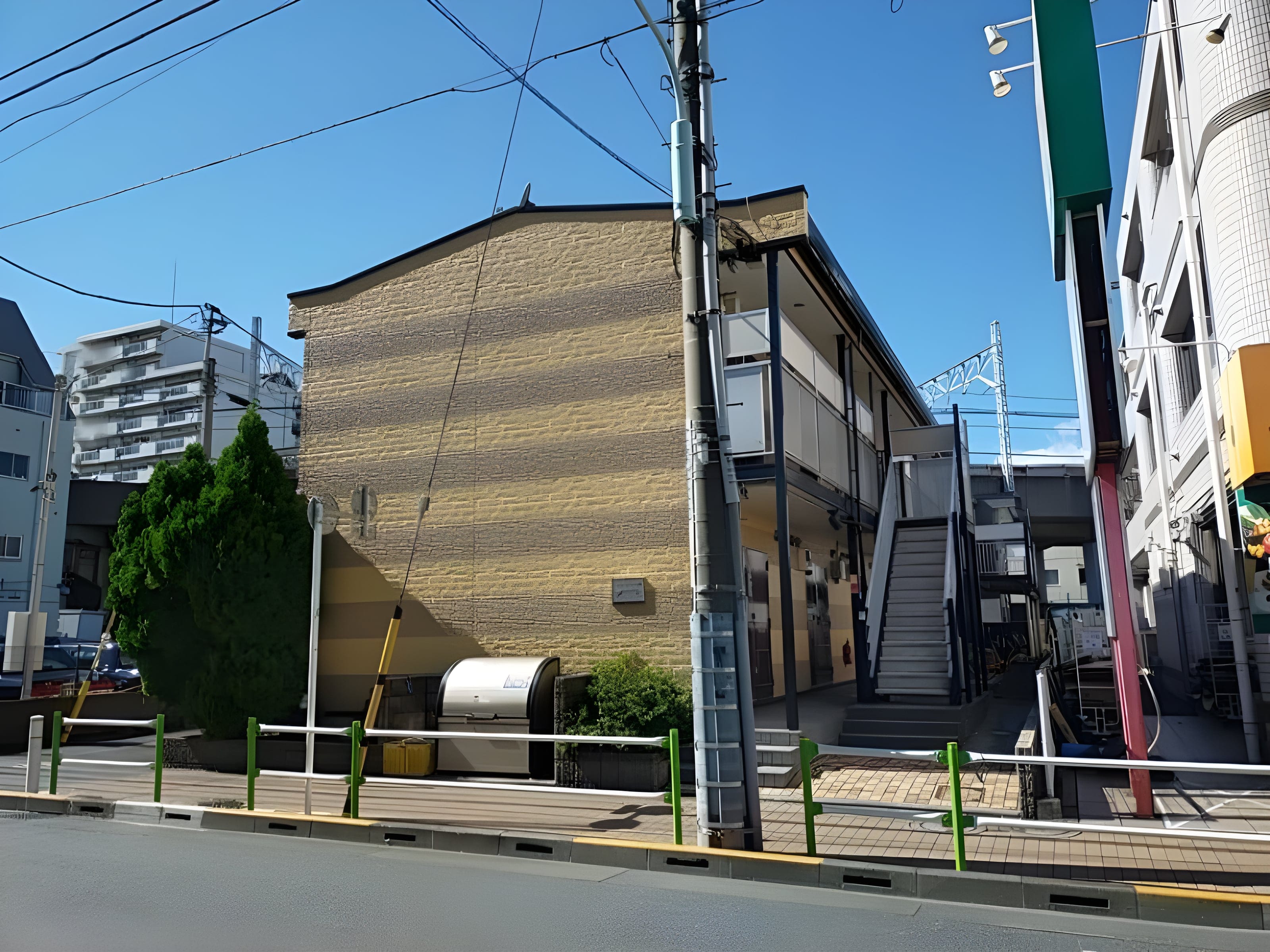 レオパレス明和 103