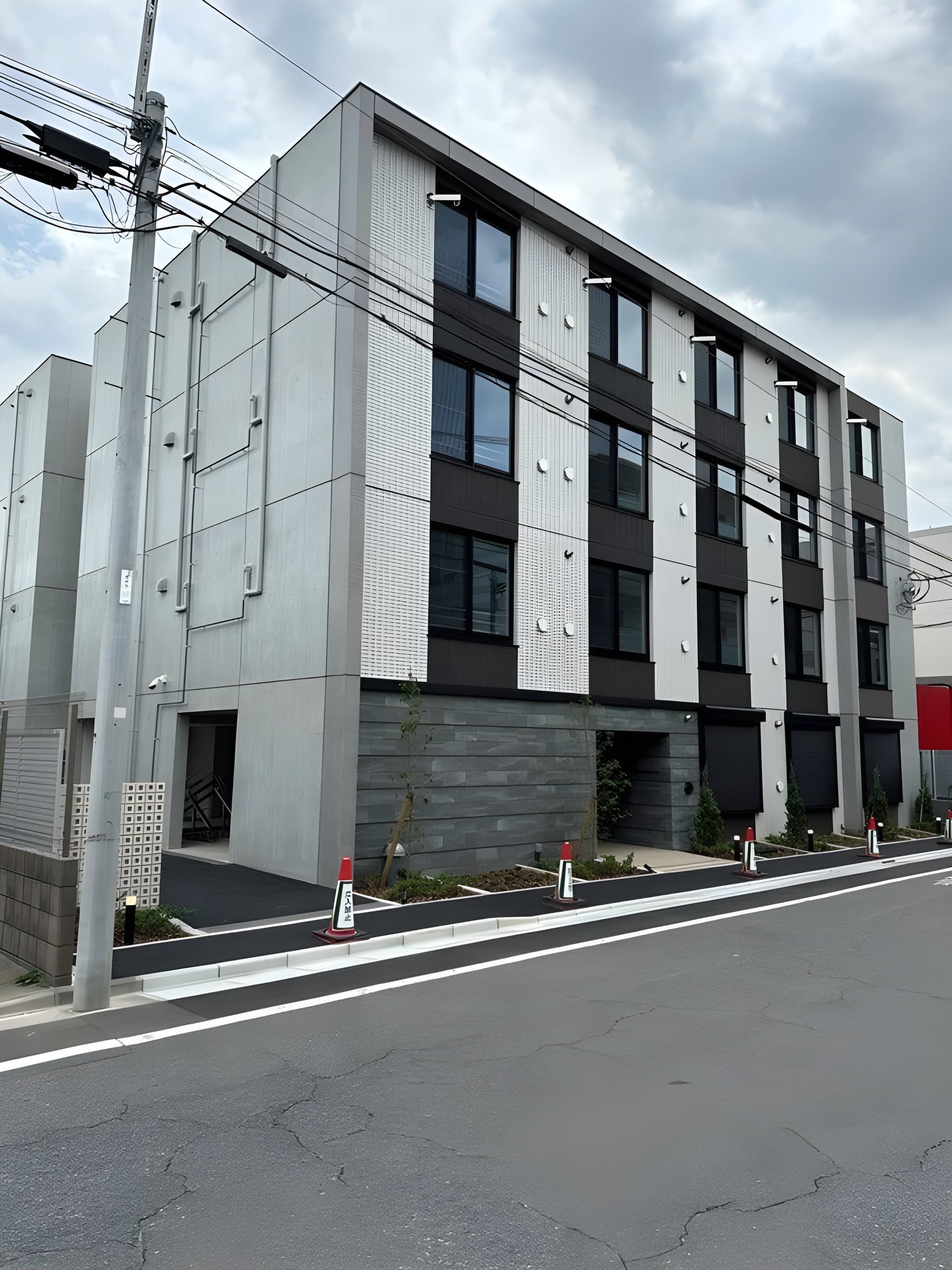 グローリオシェルト志村坂上 0405