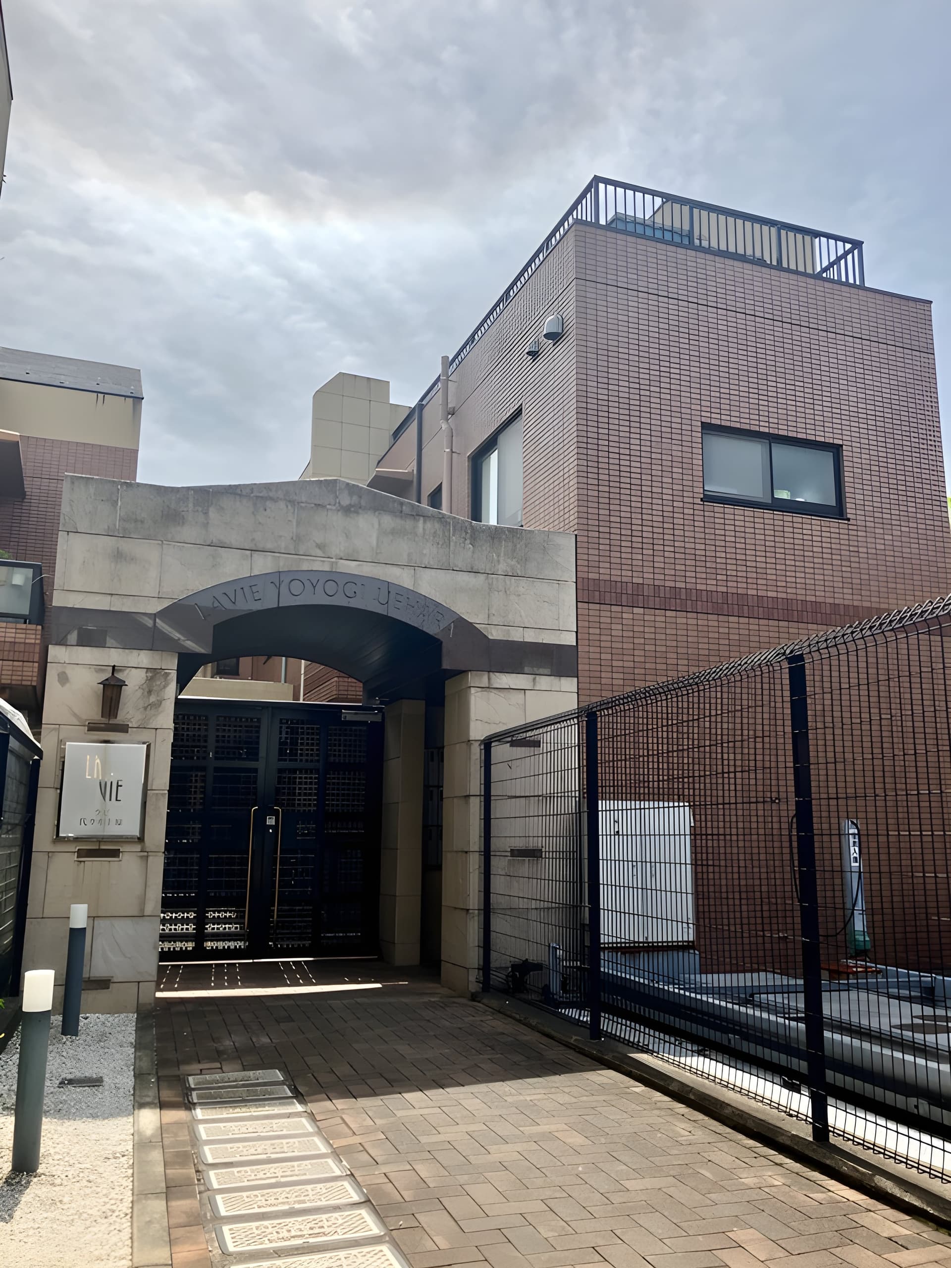 ラビ代々木上原 102