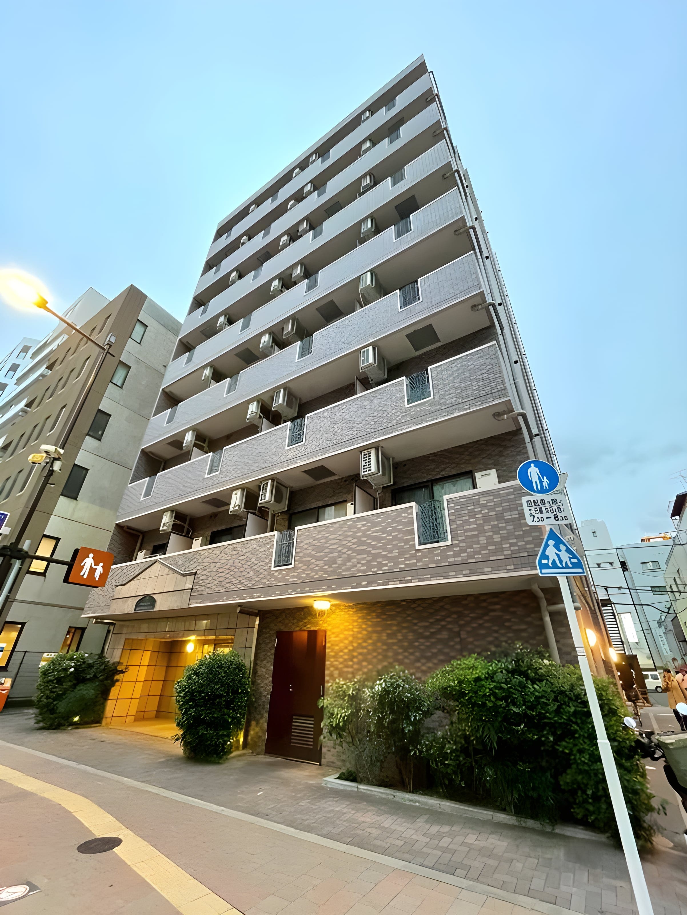 BluRock秋葉原 306