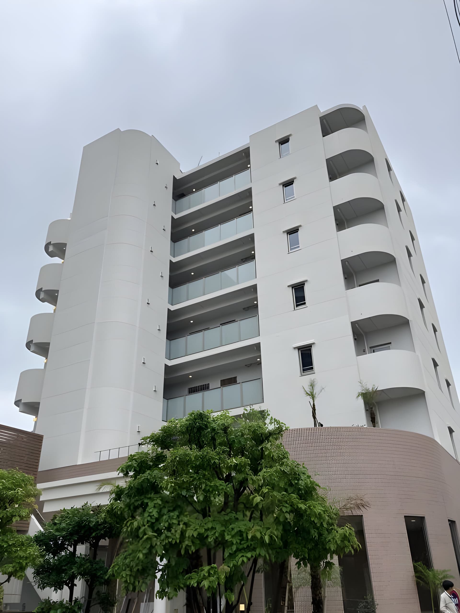 アヴェニーユ参番館 302