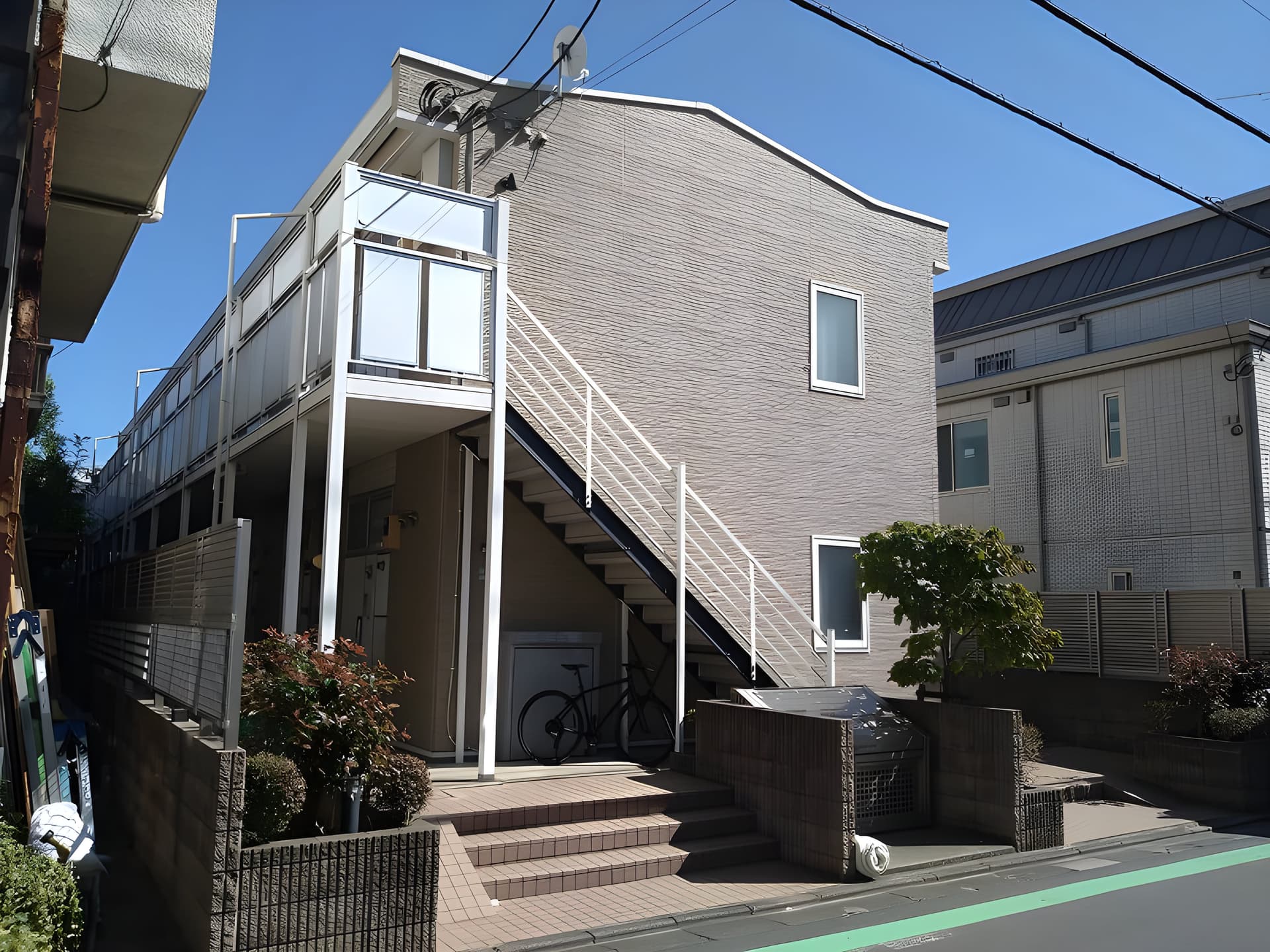レオパレス桜 102