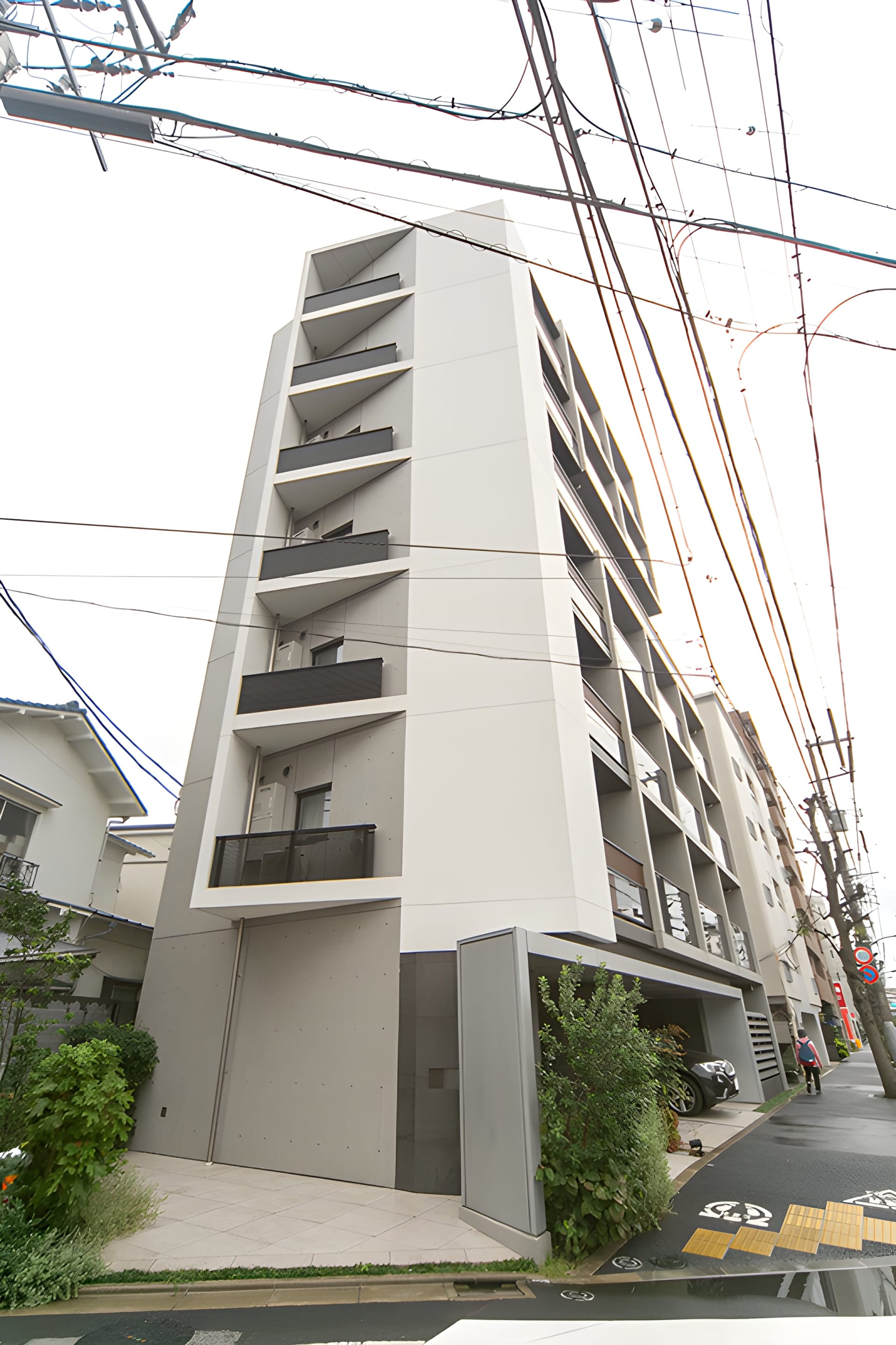 イプセ目黒中町 405