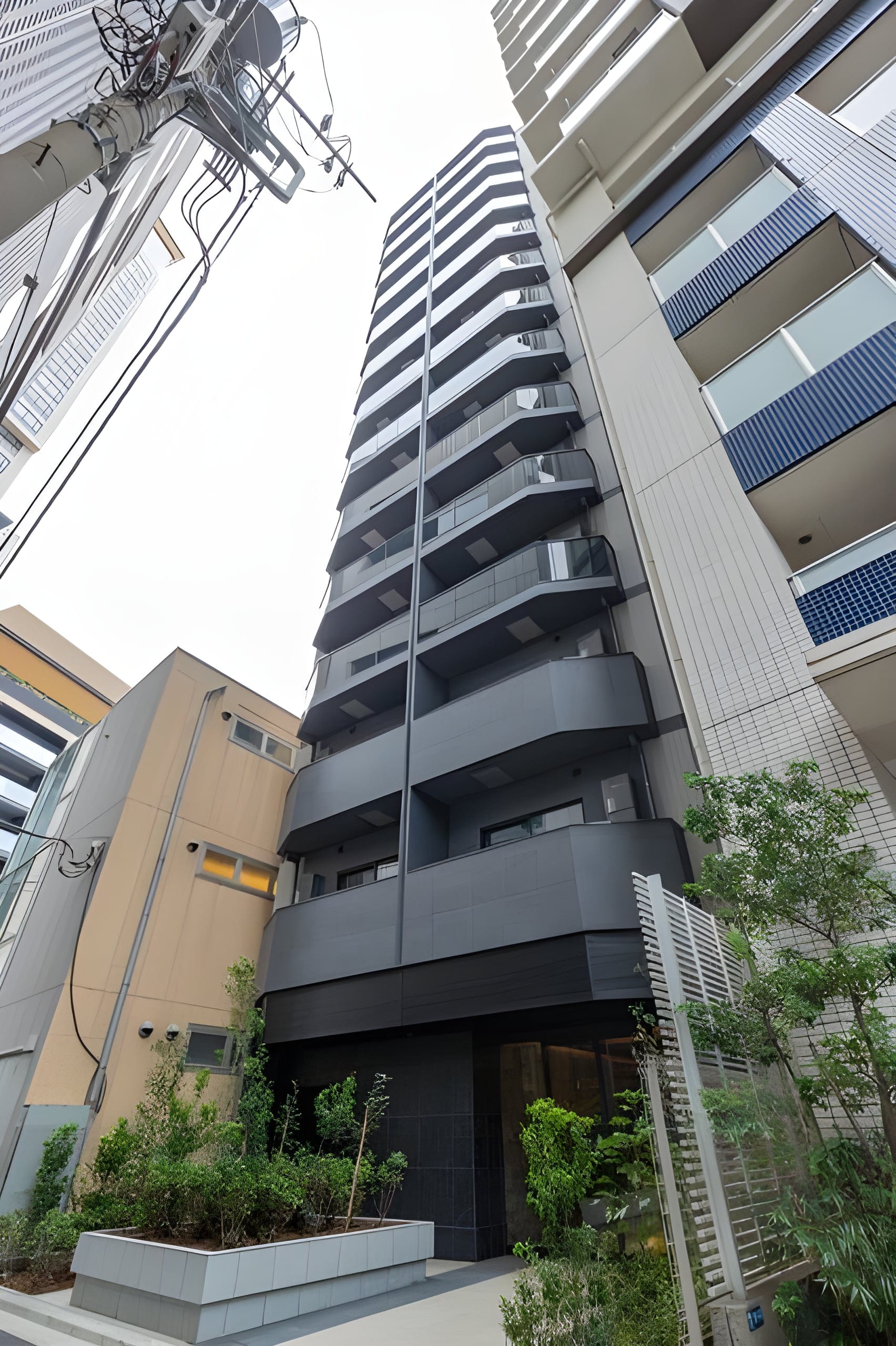 BRICK RESIDENCE 南青山 1002