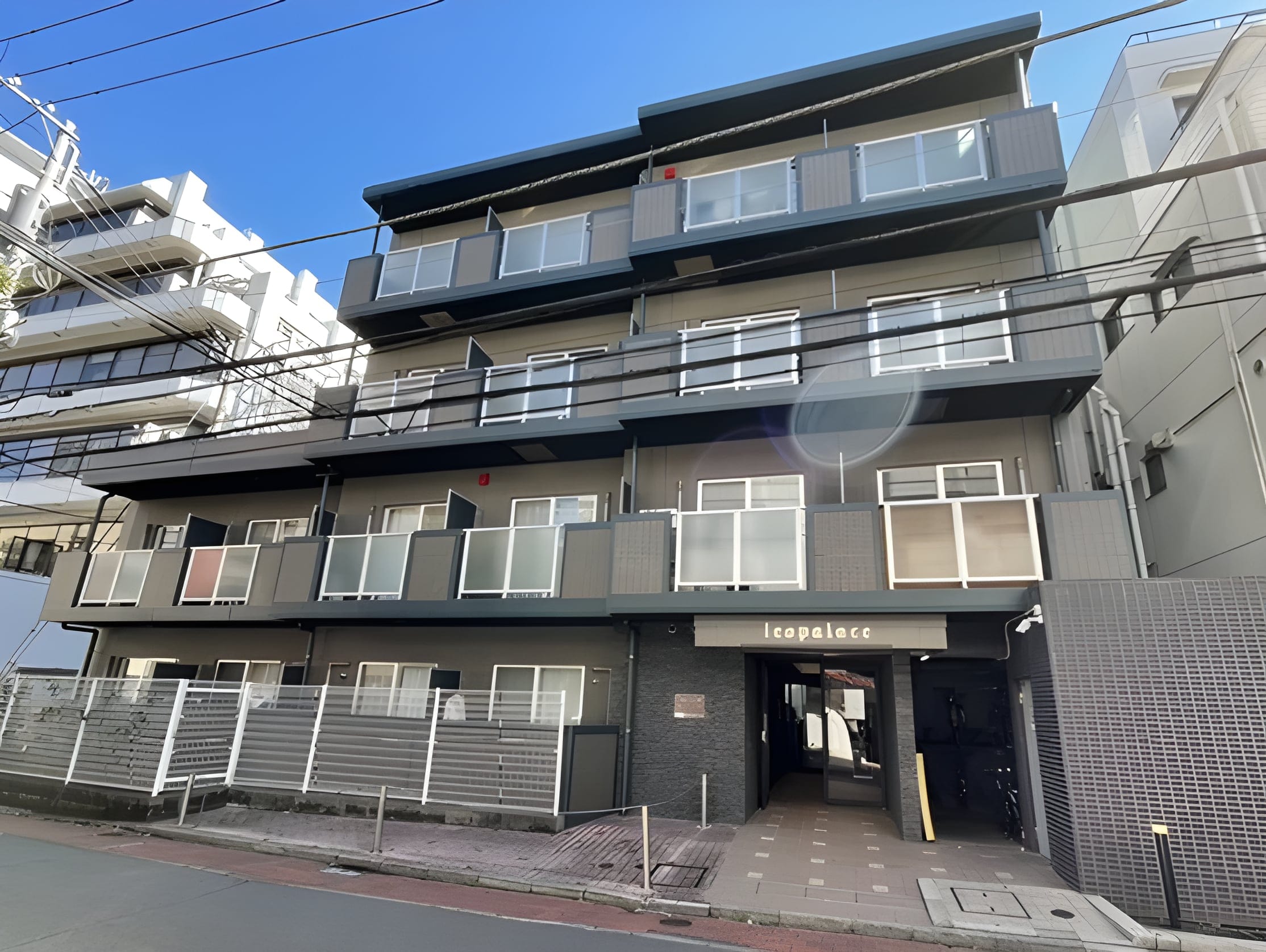 レオパレス宇田川町マンション 402