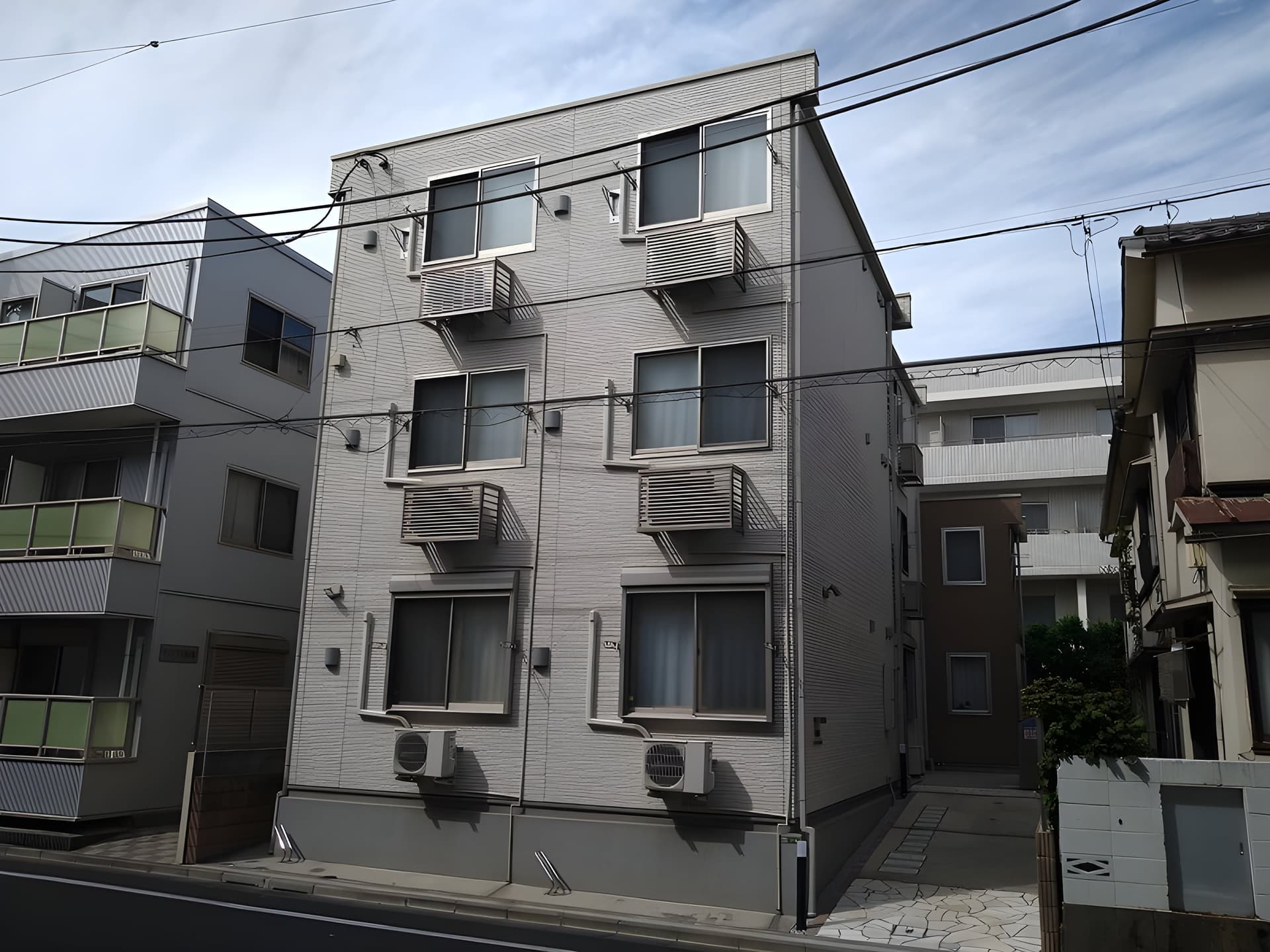 クレイノKMメゾン 103