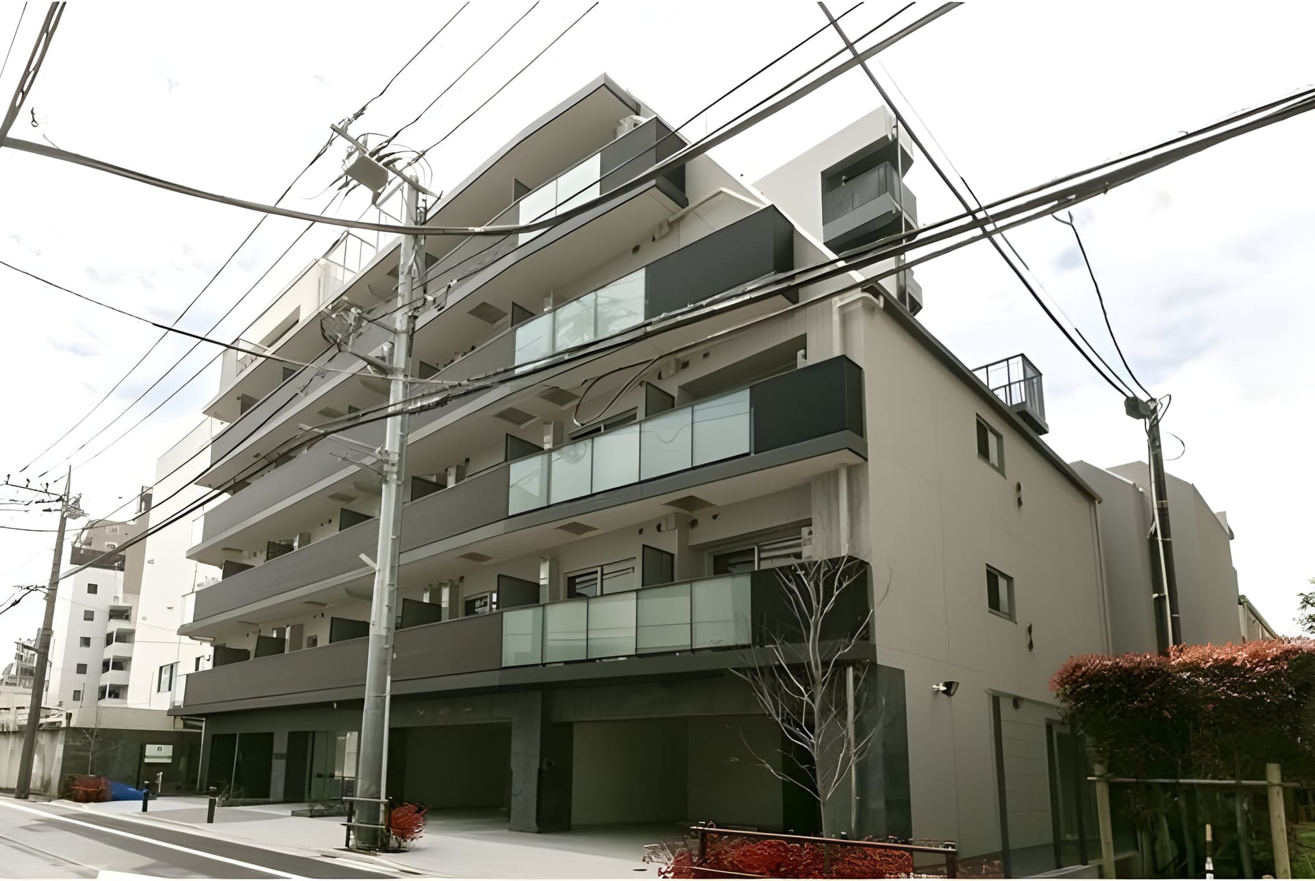コンフォリア志村坂上 702