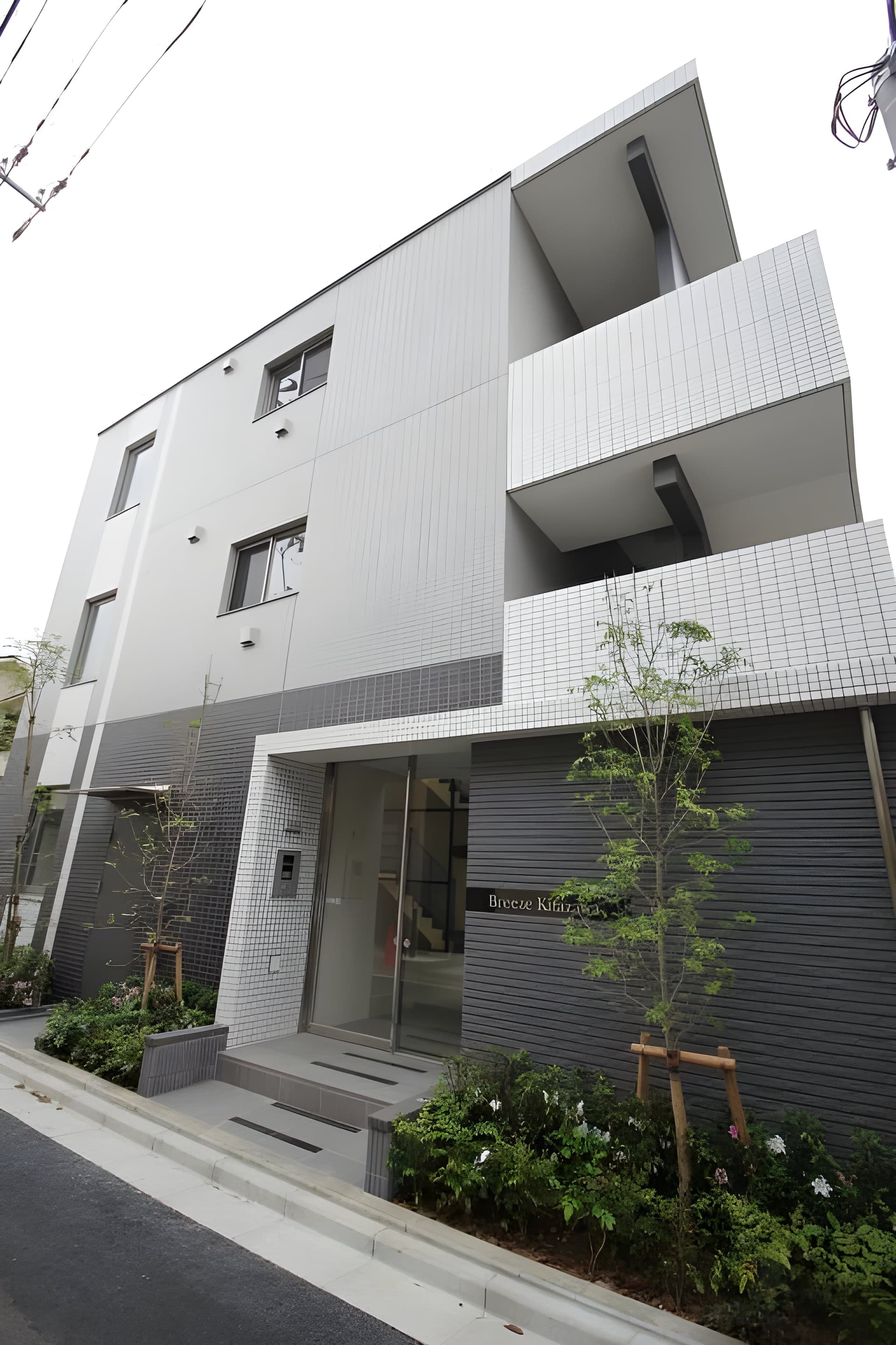 ブリーズ北沢 302