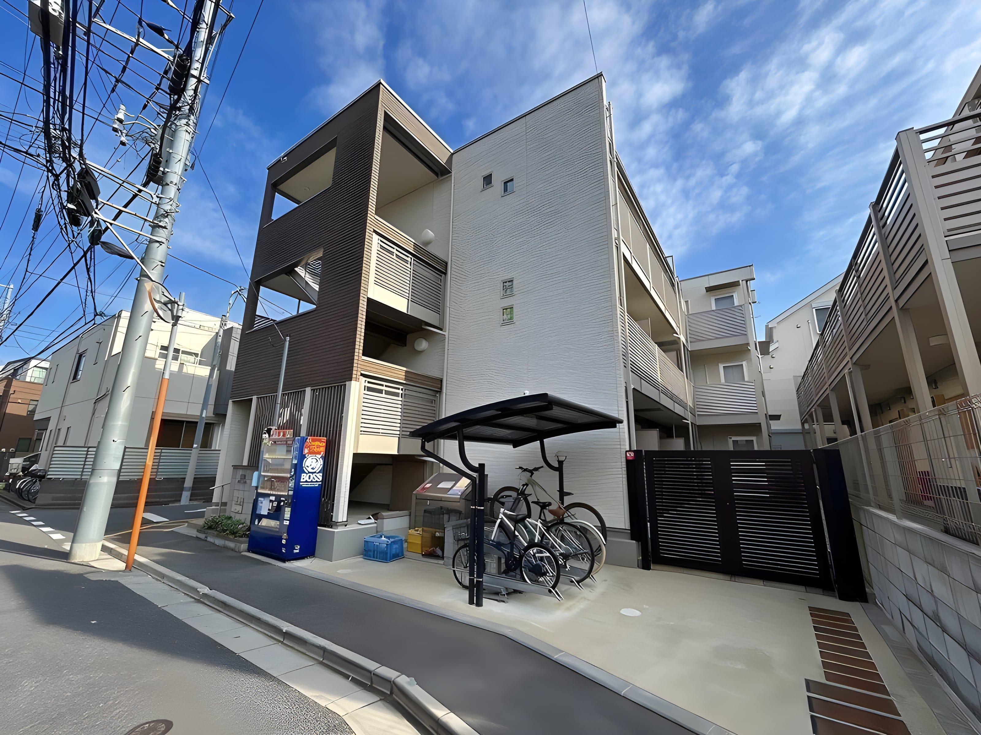 クレイノ葵芳 1号館 203