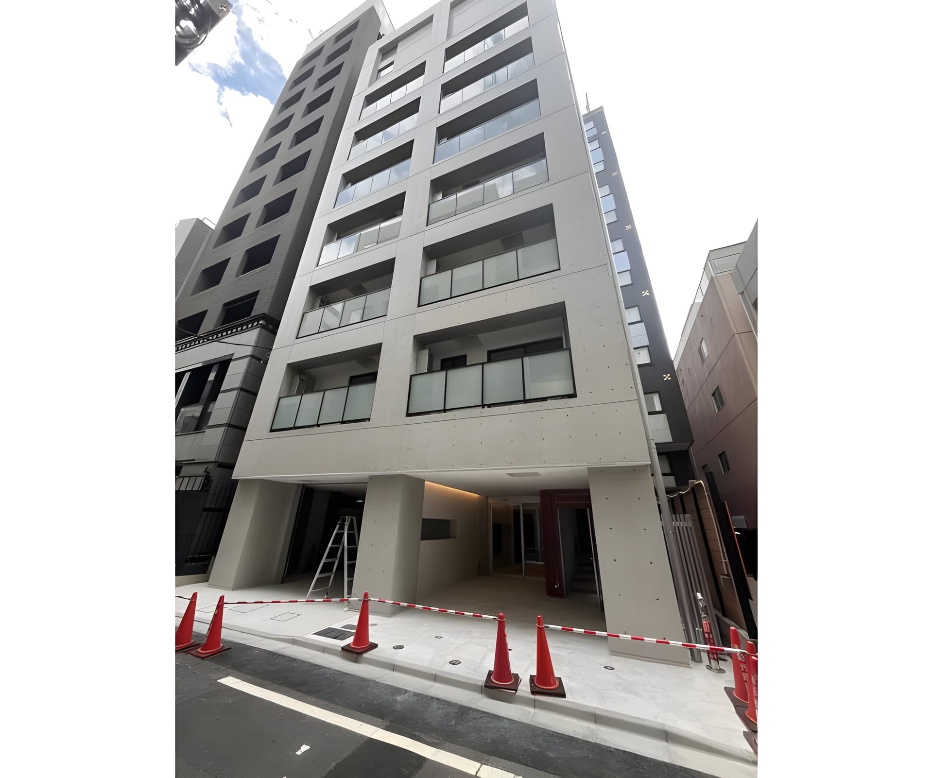 TAZ Building 402