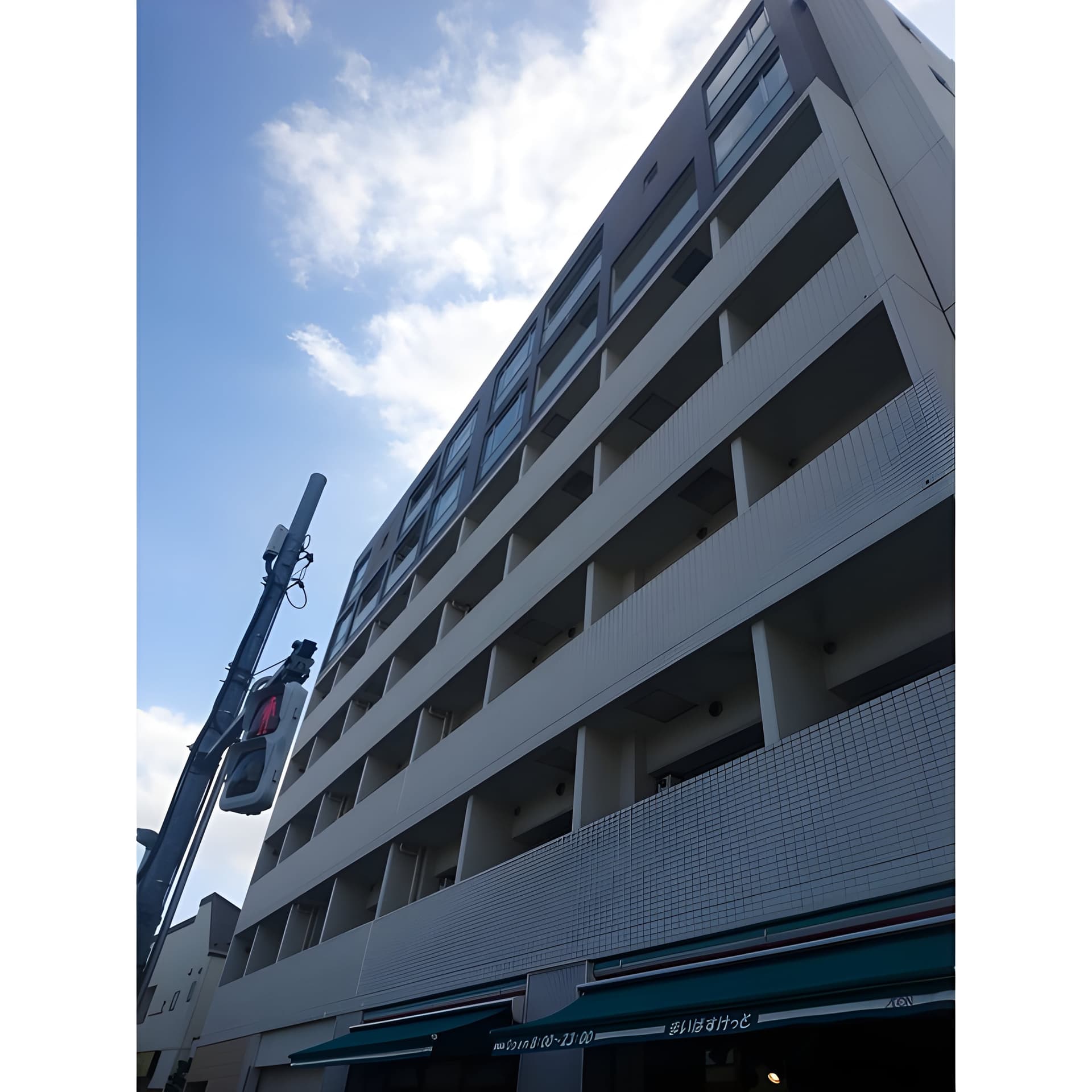 コンフォリア大森町 503