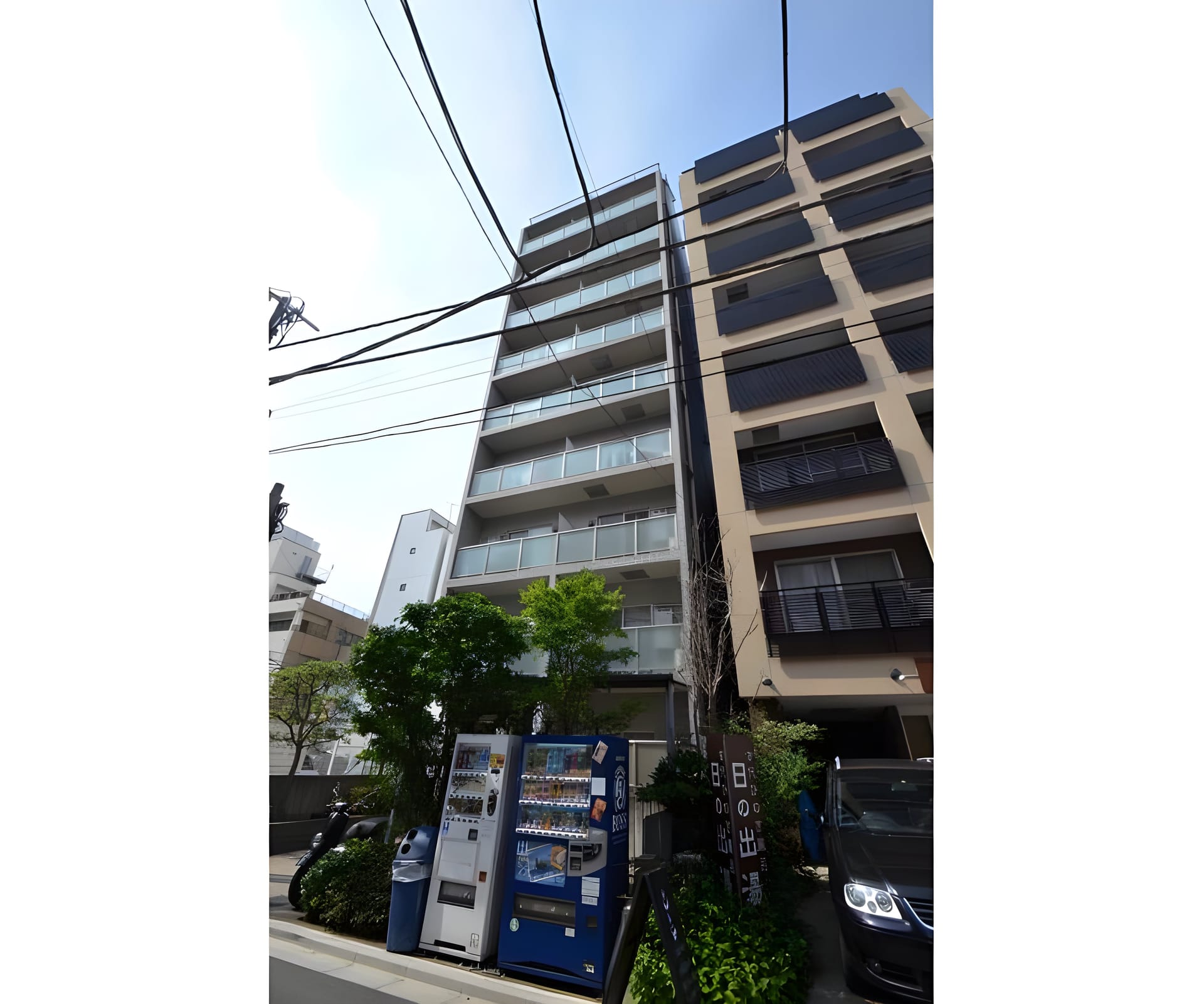 浅草参番館 201