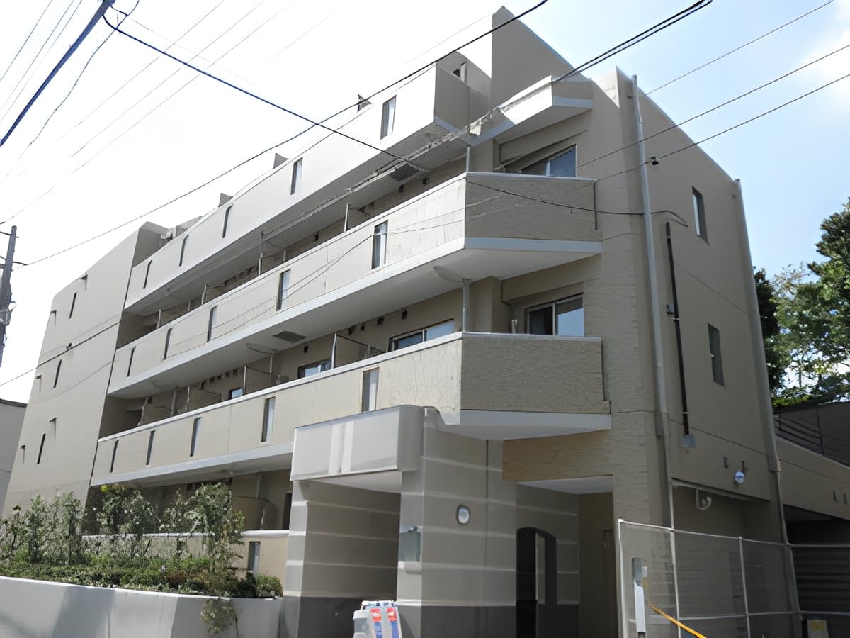 RISESTAGE MAGOME 209