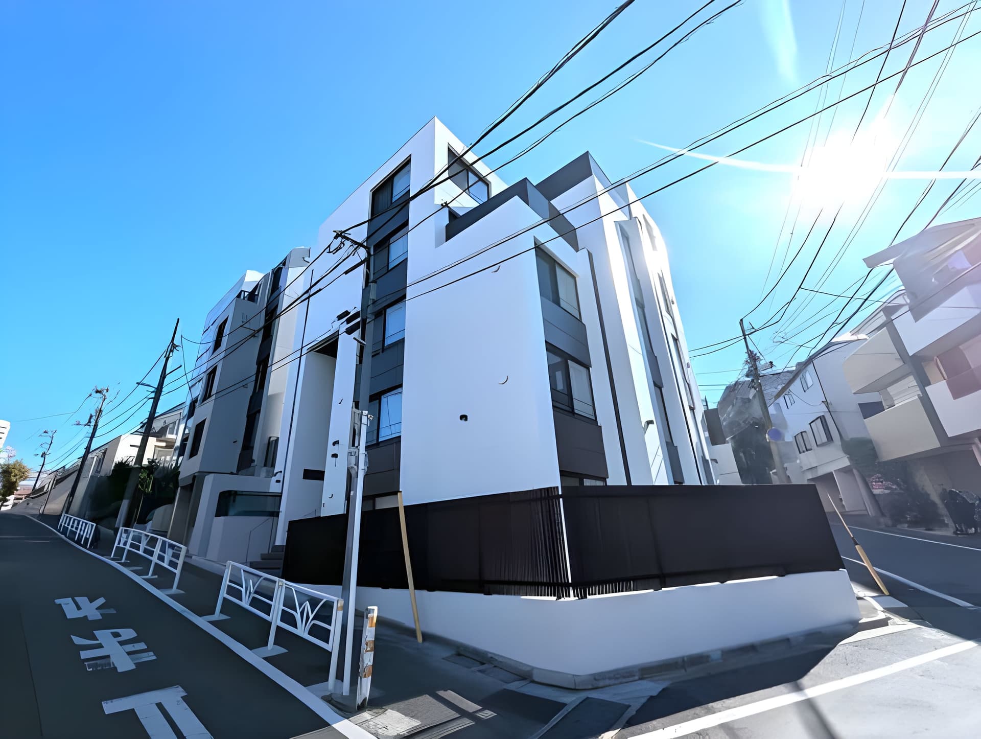 Reve Residence 初台 002