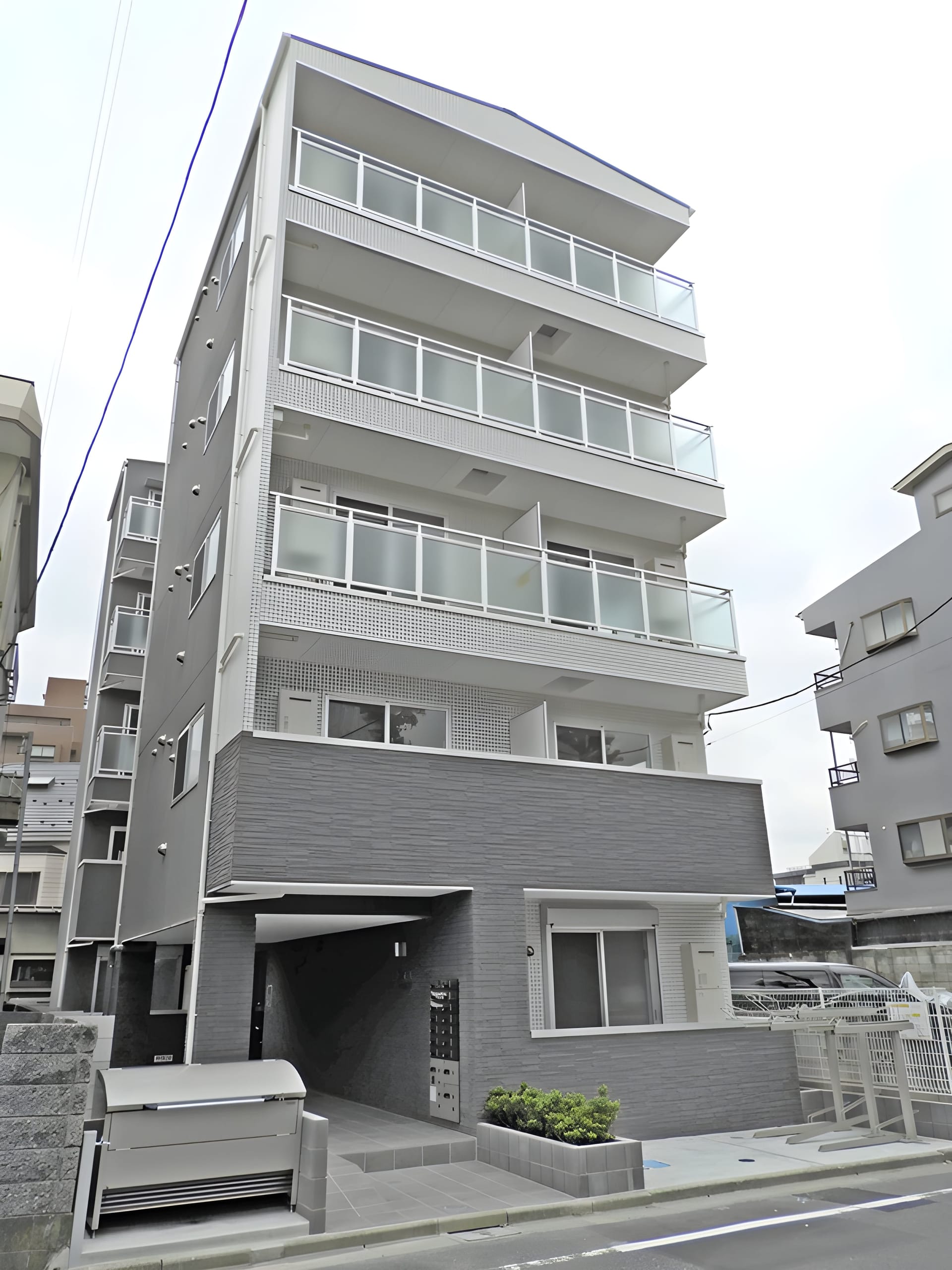 b’CASA TAK綾瀬 202