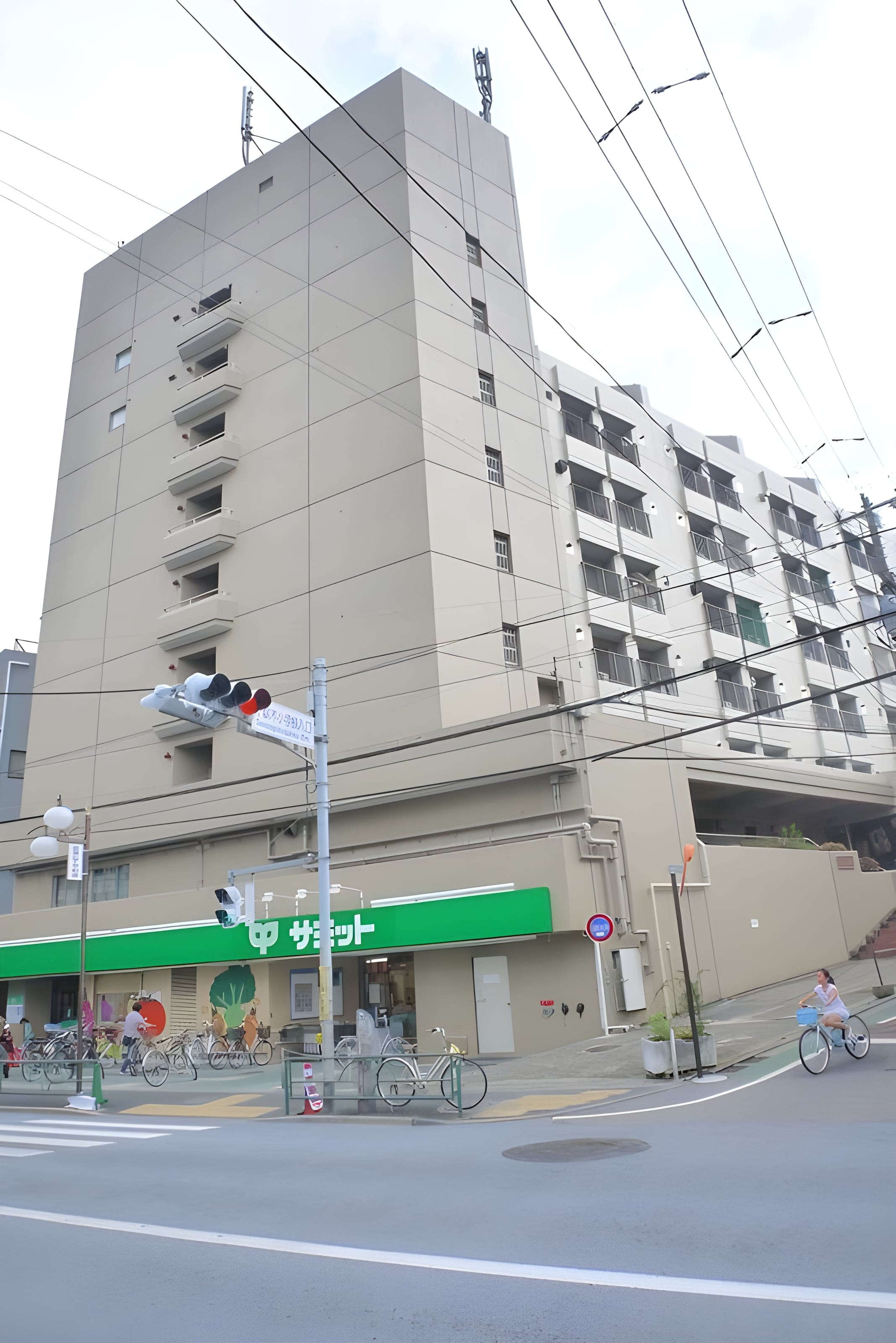 シャルマン文京千駄木 204