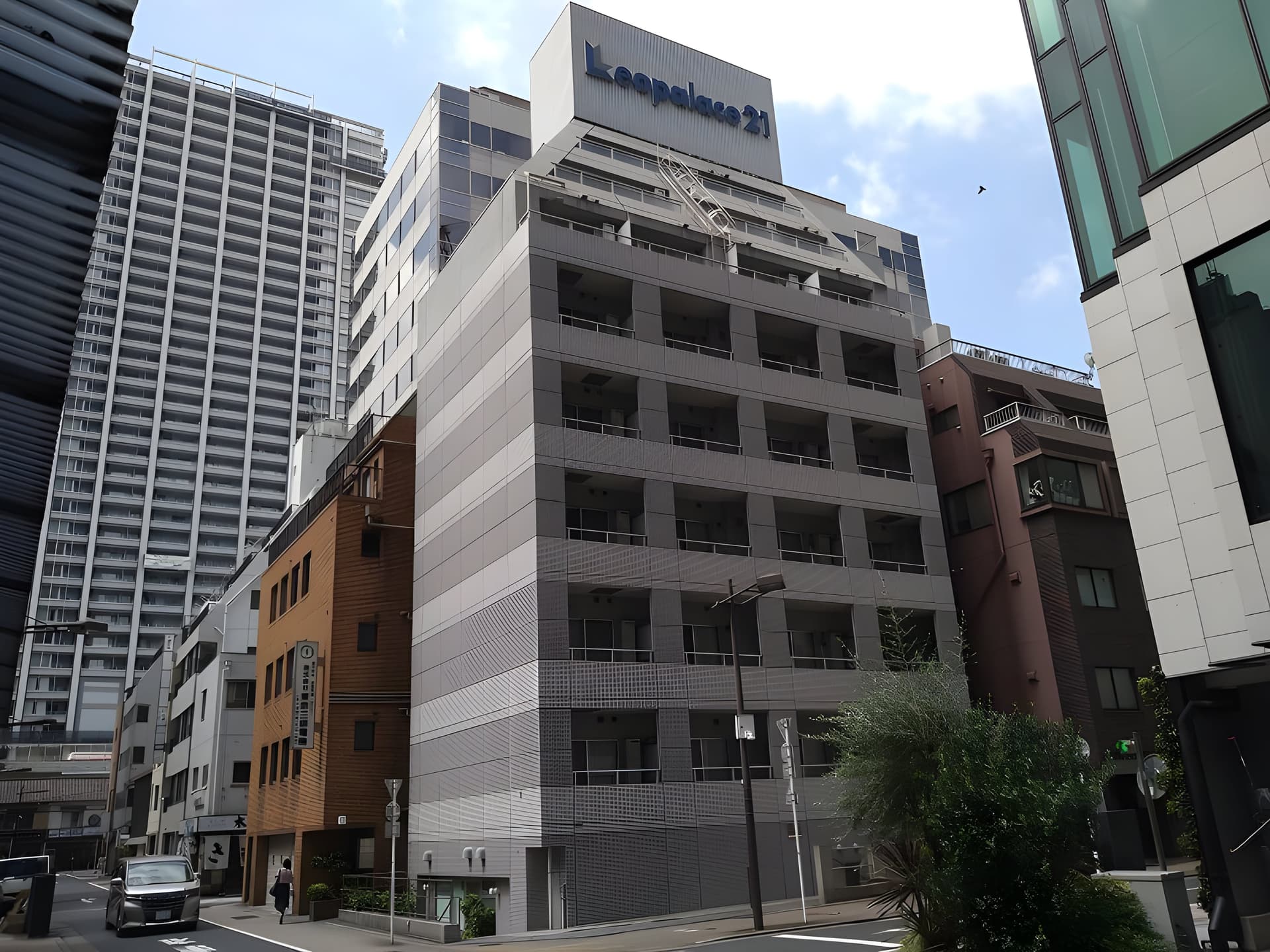 レオパレスFlat浜松町 304