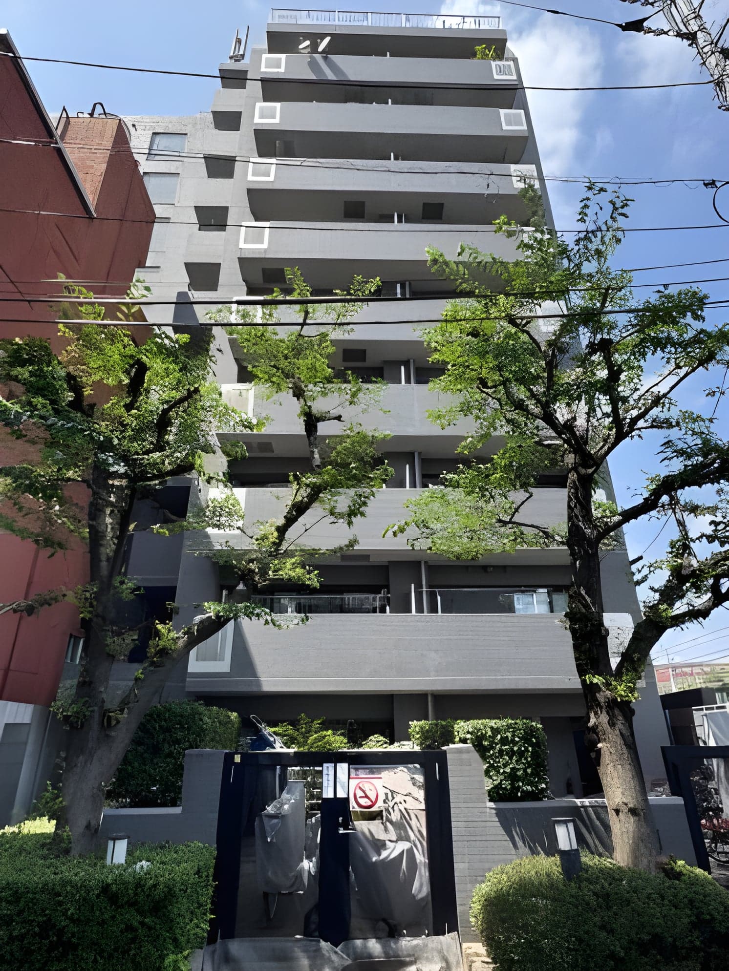 エクセルシオール新宿西戸山 703