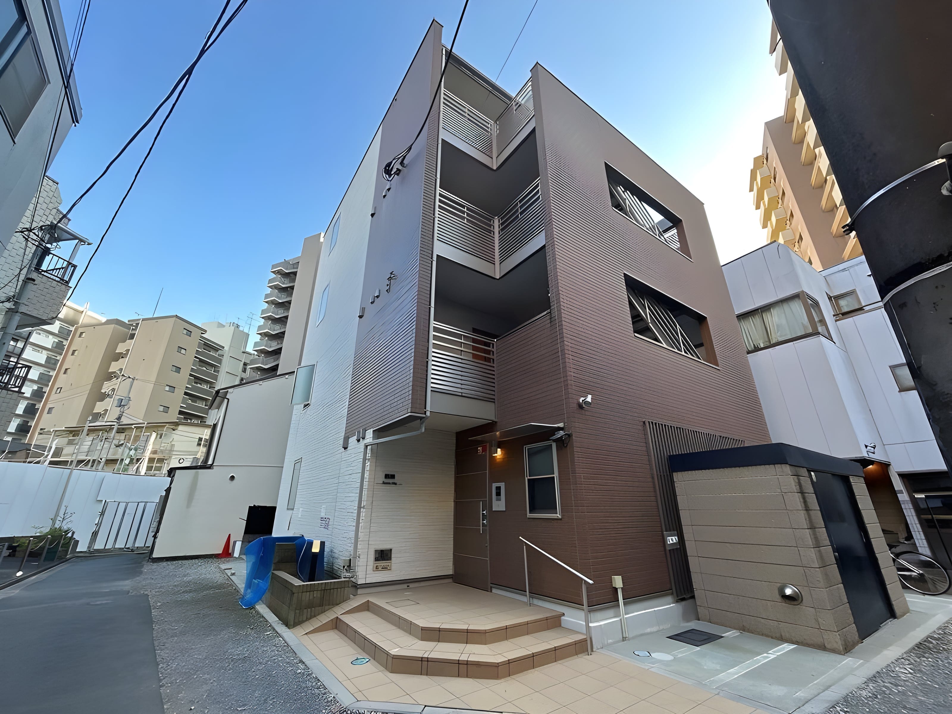 クレイノRiver city 103