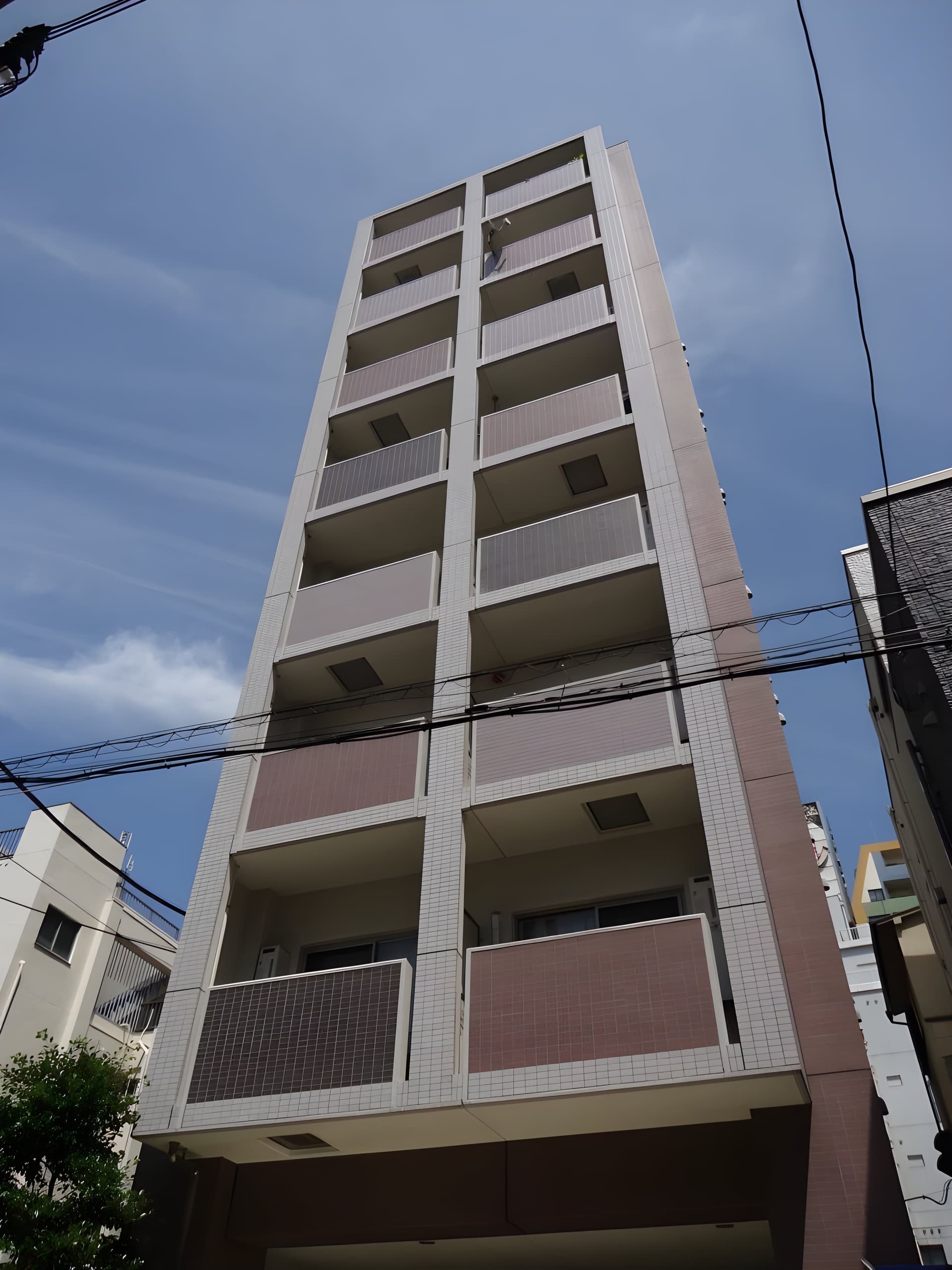 エム スクエア 702