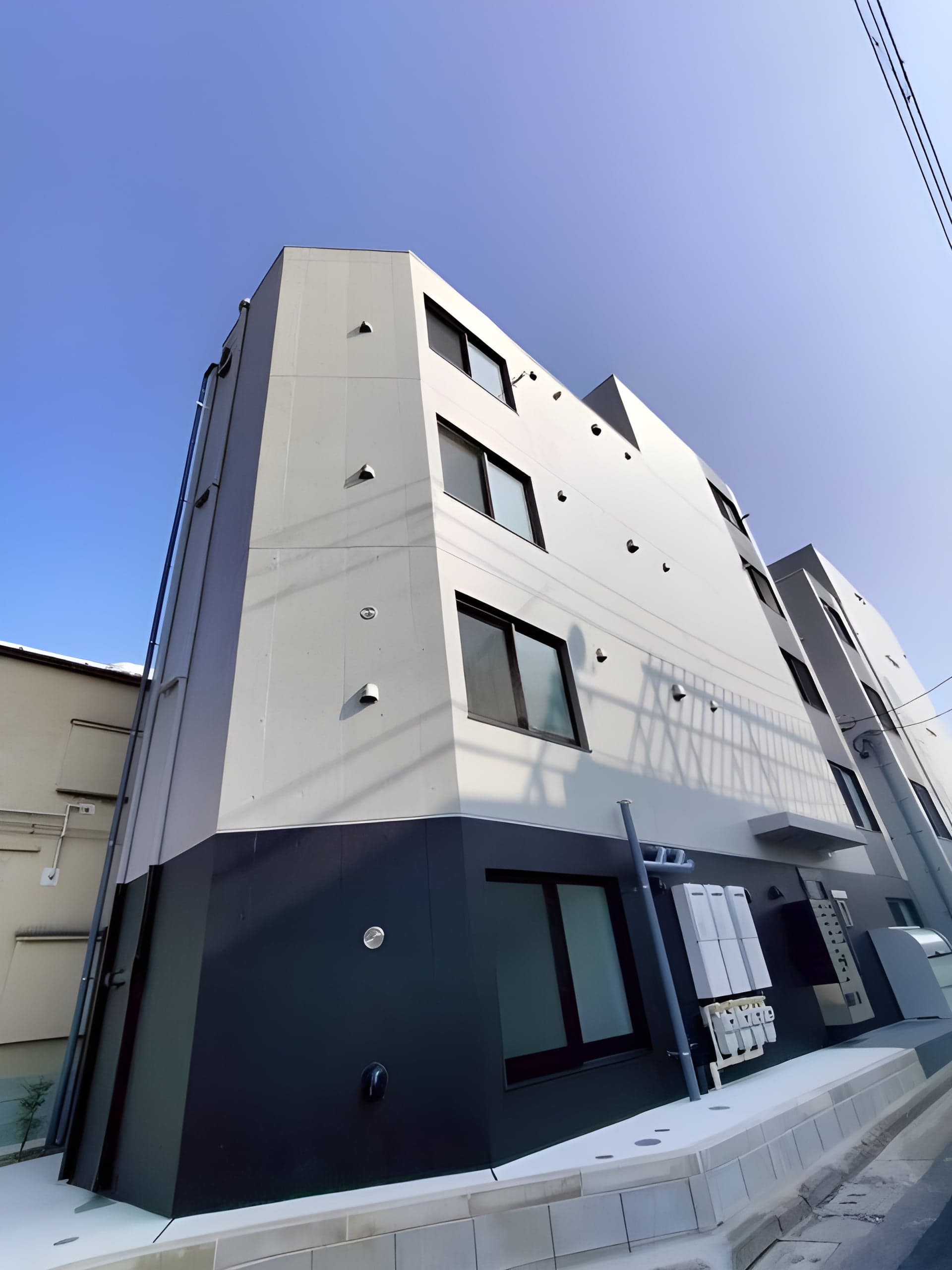 IL MEZZO DI TOKYO,TRE 203