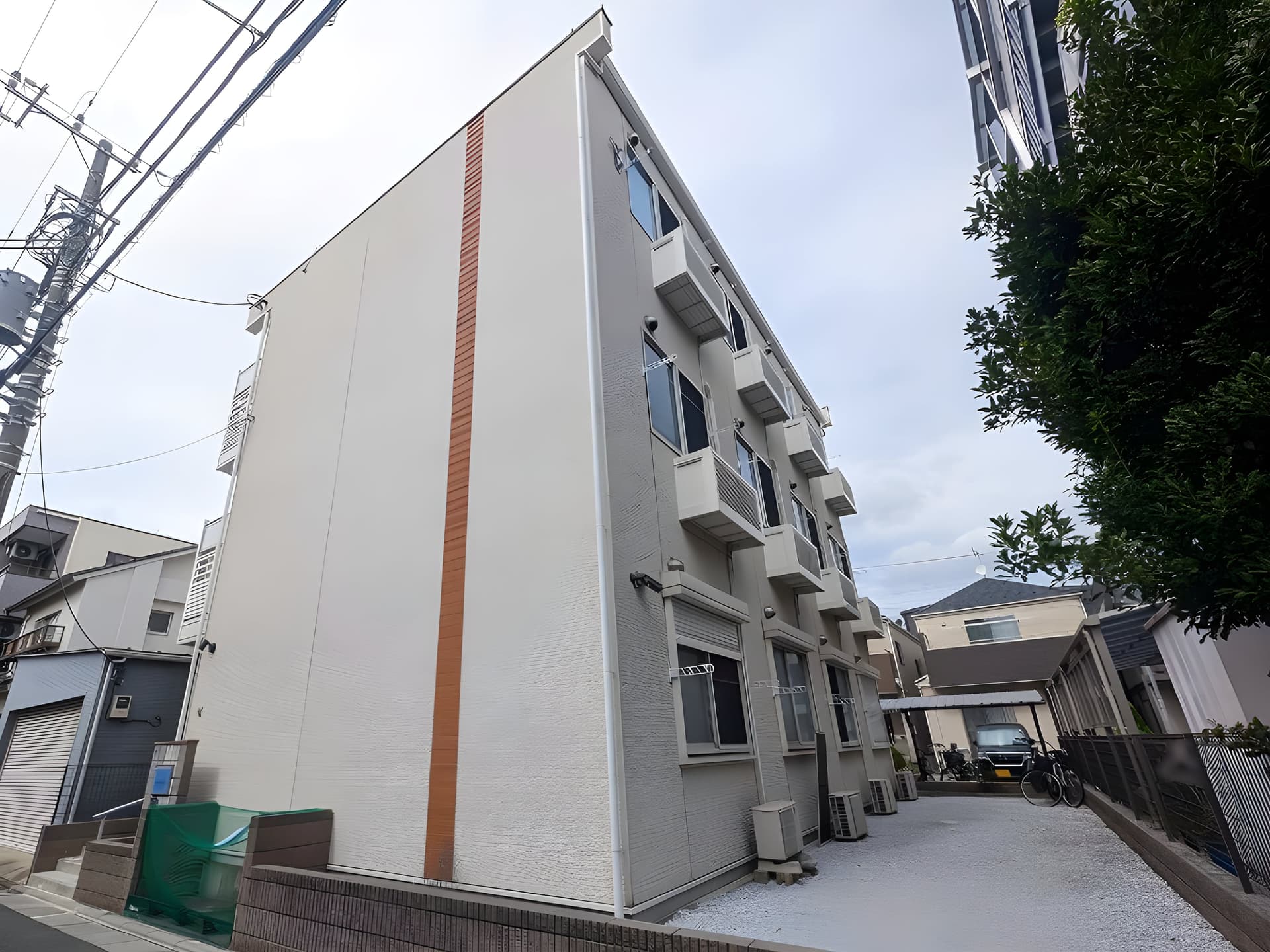 レオネクストパールシティ 302