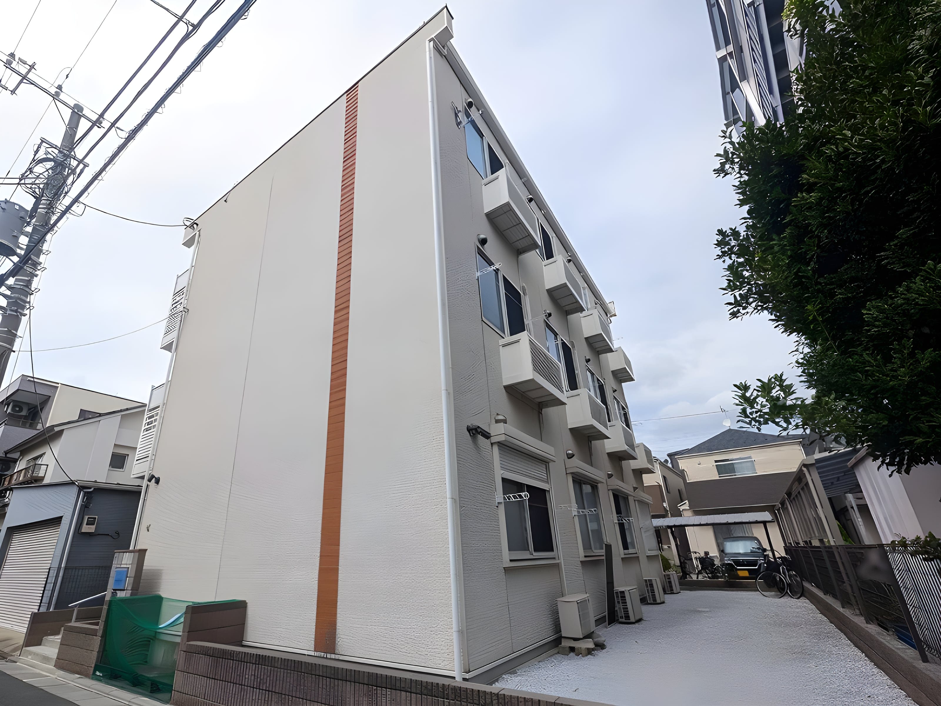 レオネクストパールシティ 301