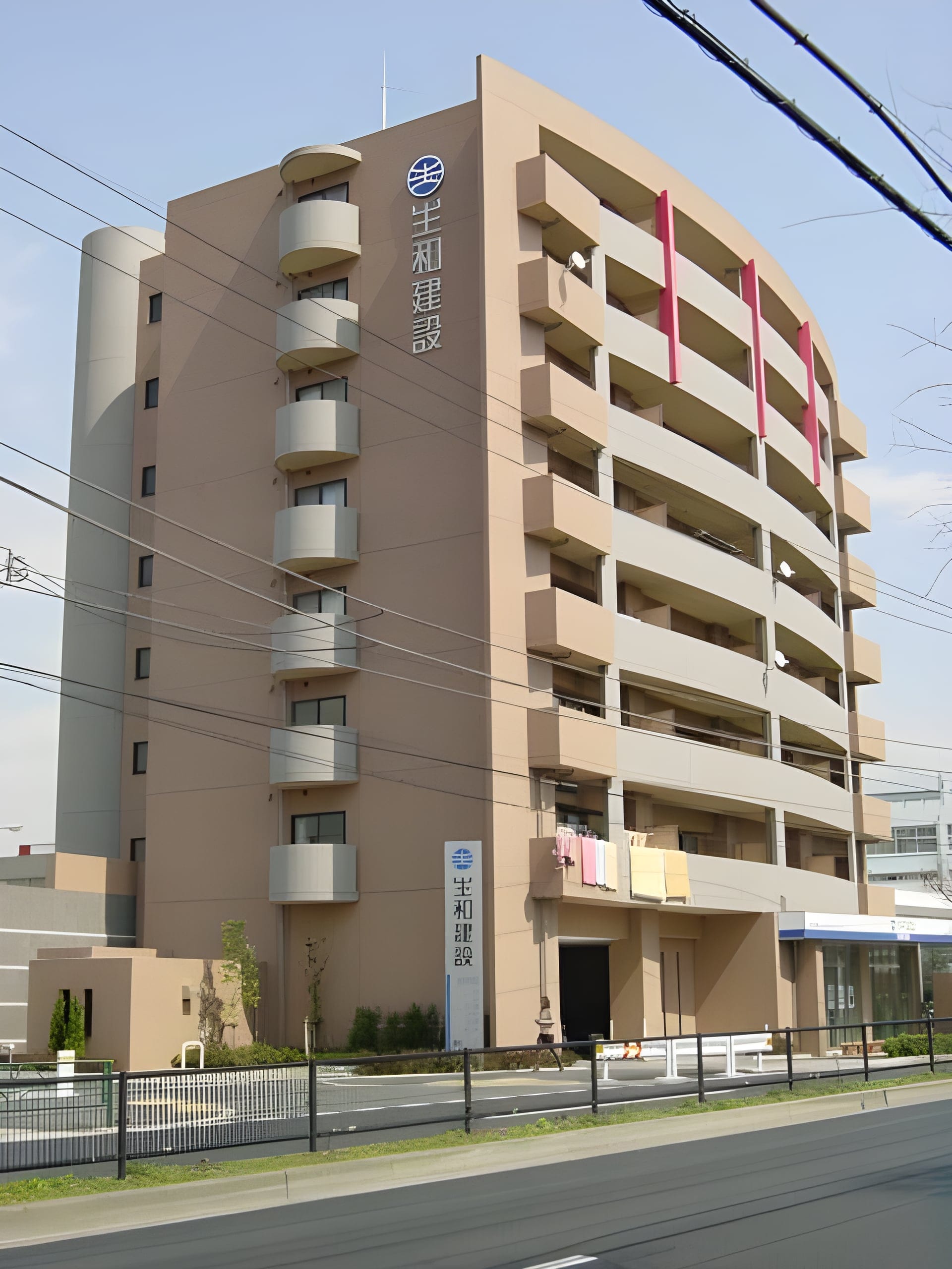 イーストイン 402