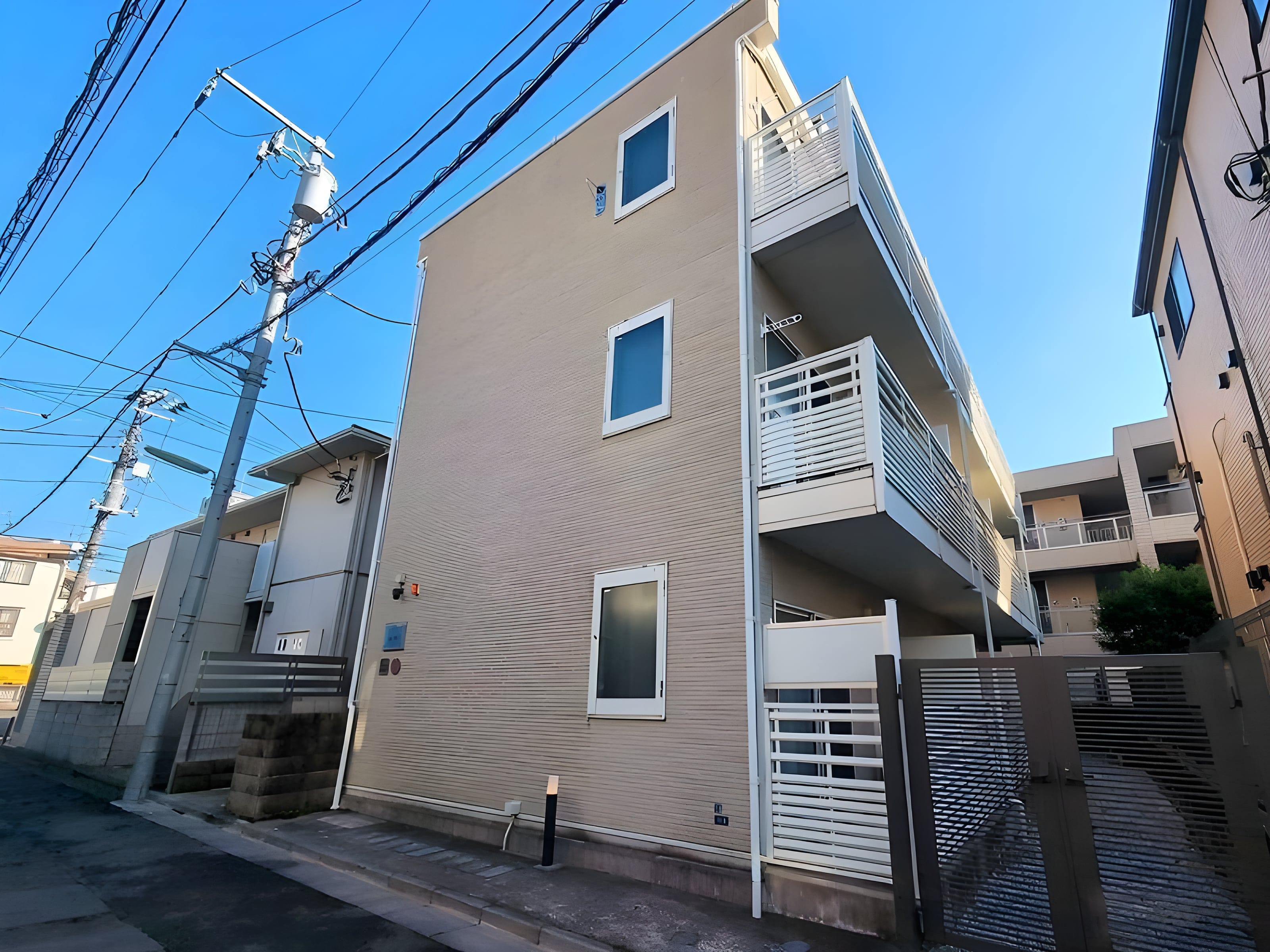 レオネクストコタ 102