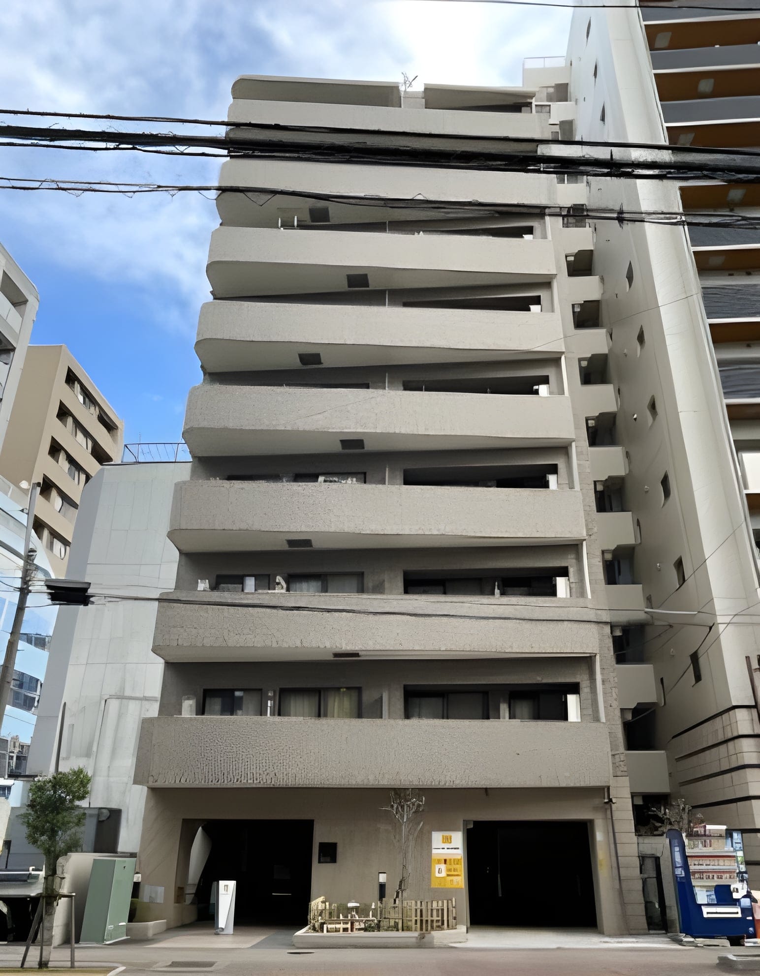 インプルーブ上野松が谷 202