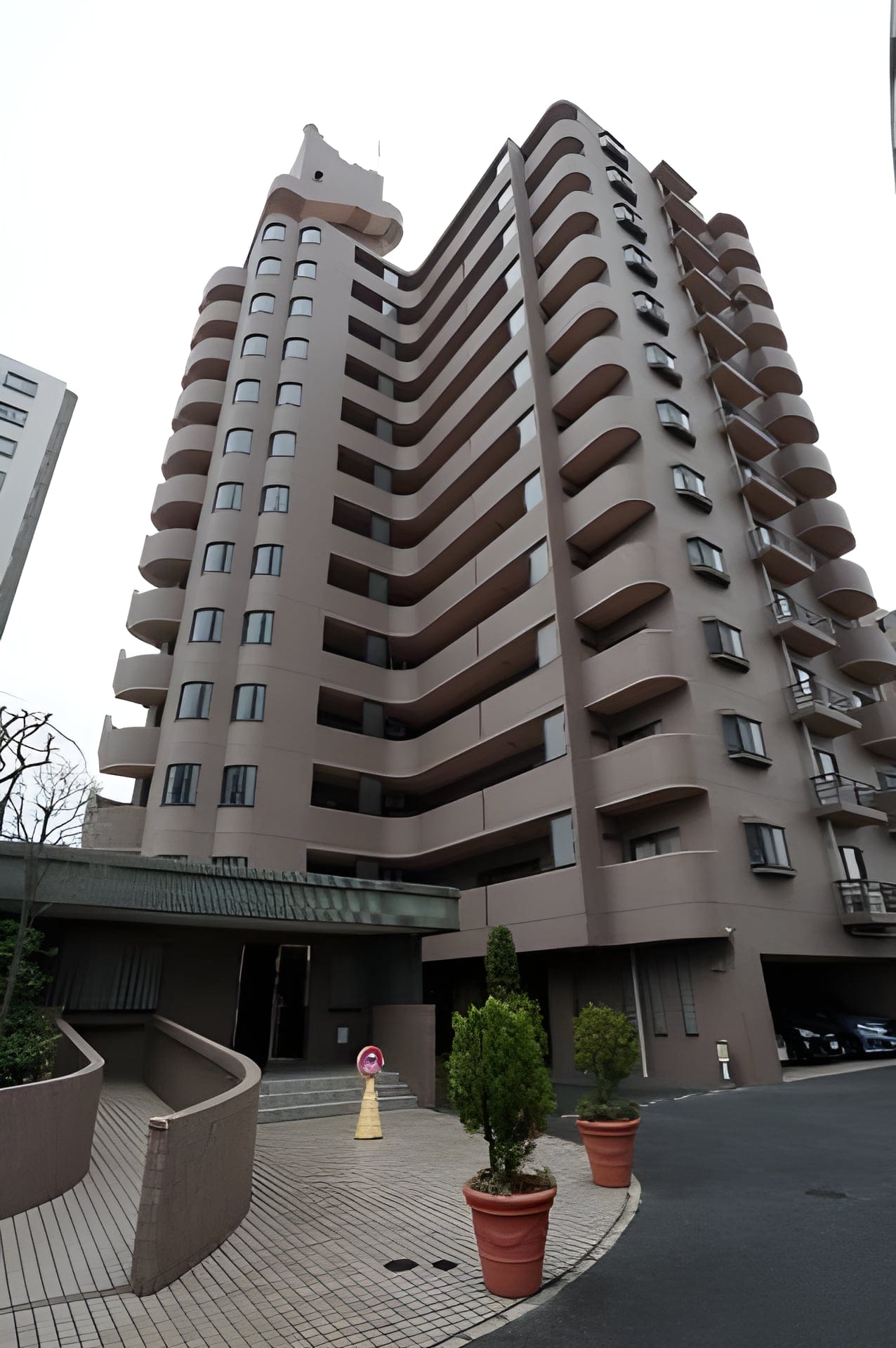 ジェンティール川口 802