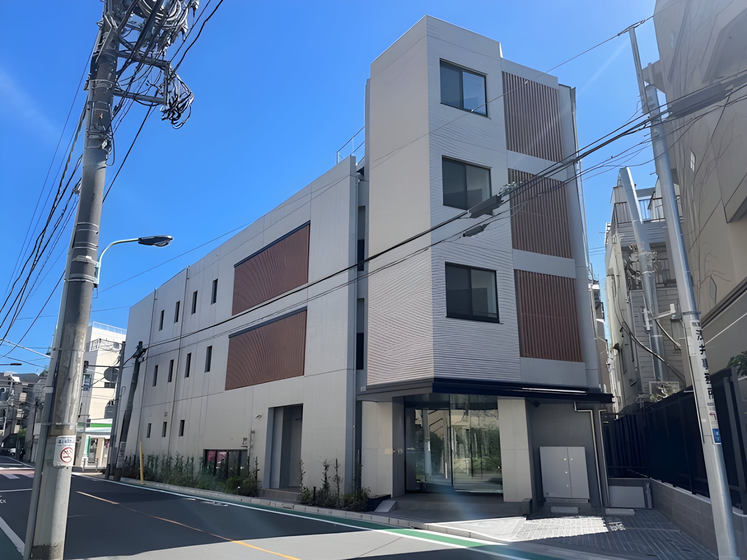 鷹番マンション 201