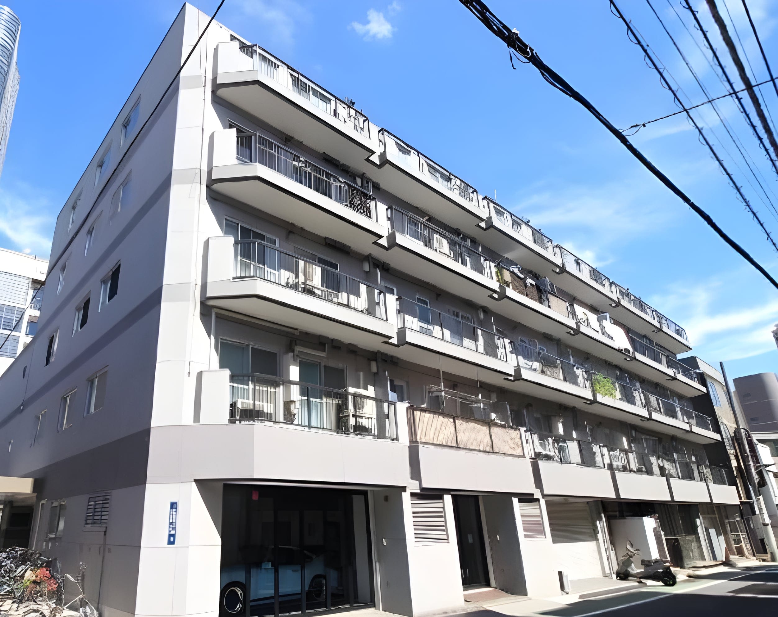 麻布狸穴ナショナルコート 202