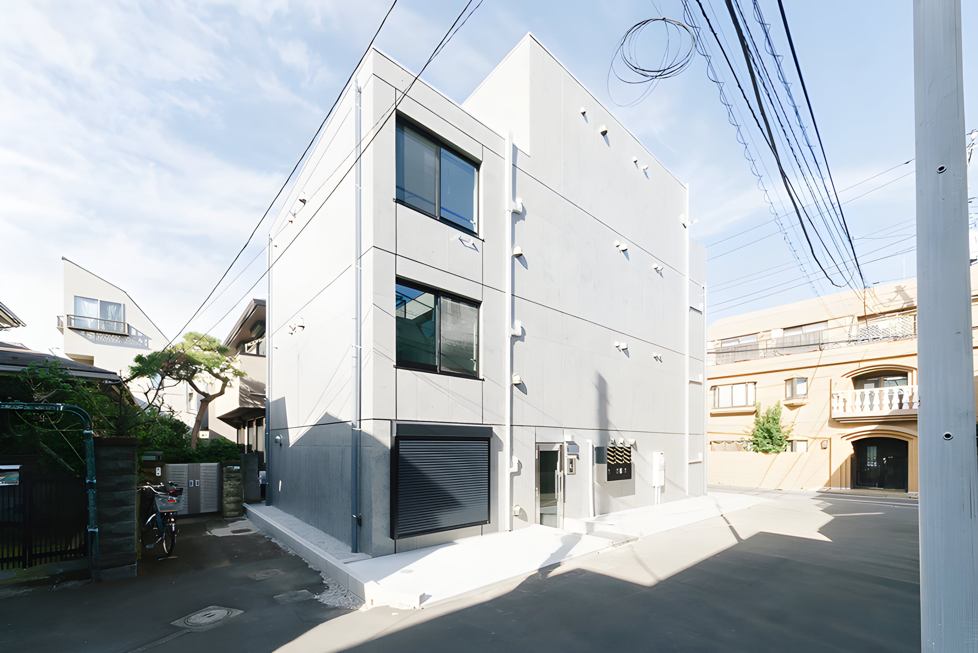 ラヴィーダ東長崎 102