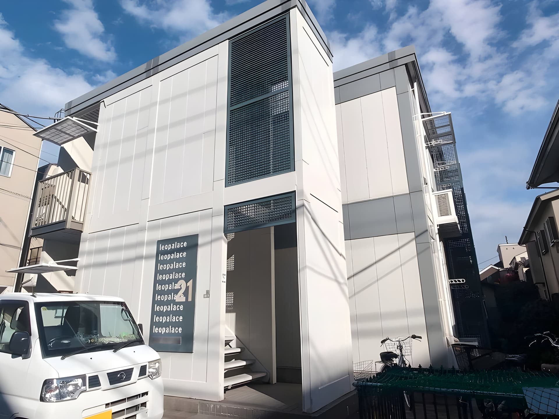 レオパレス清水 207