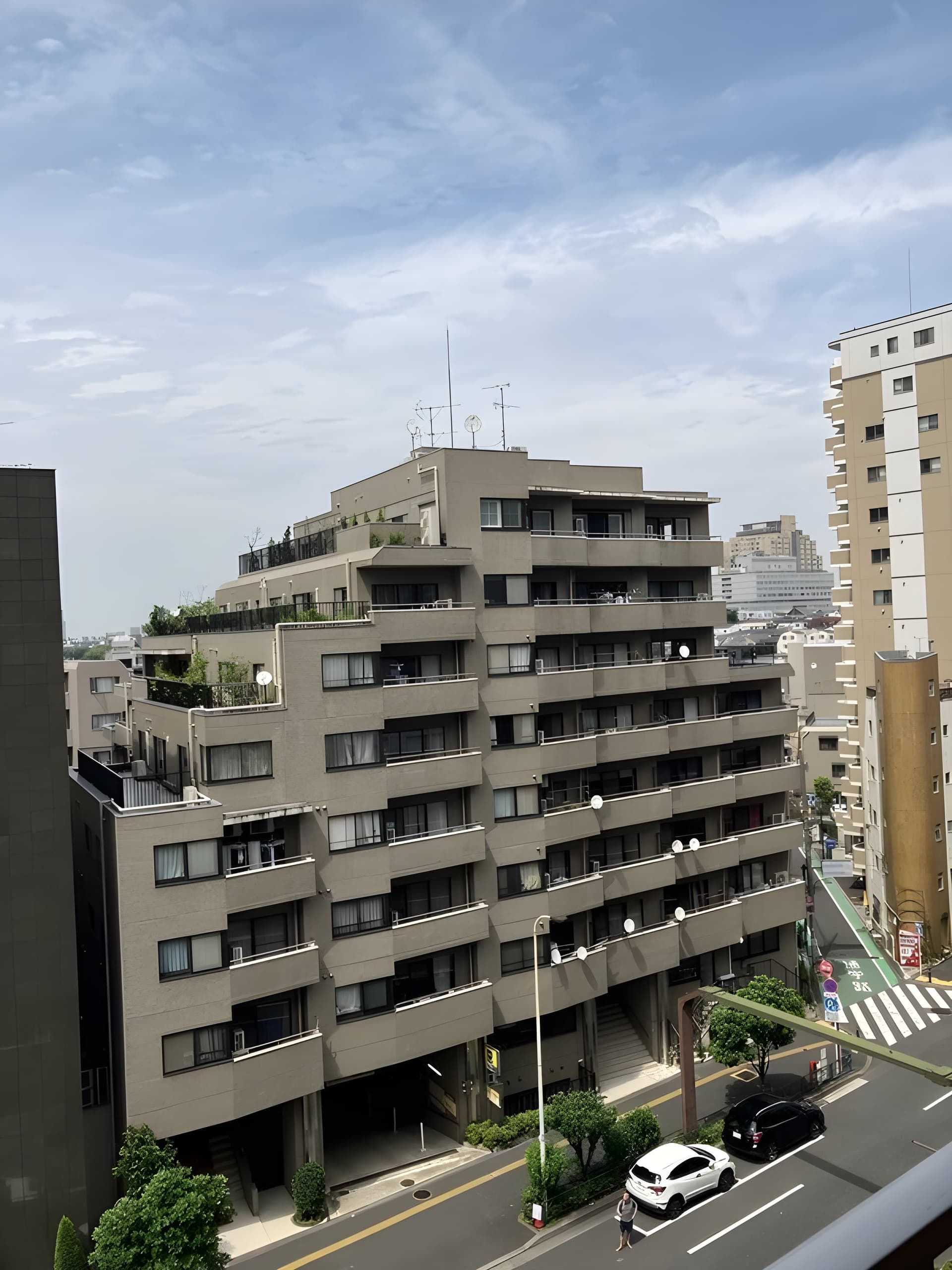 第32宮庭マンション 701