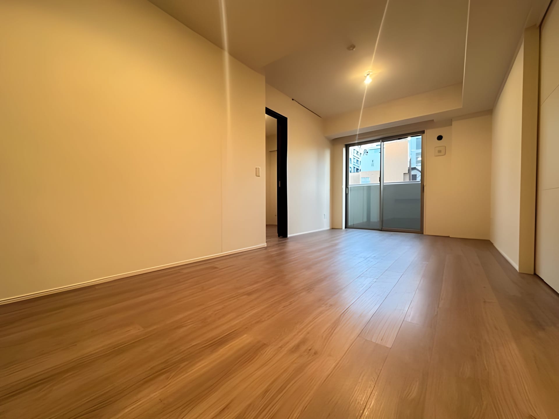 ブリリアザタワー東京八重洲アベニュー 715