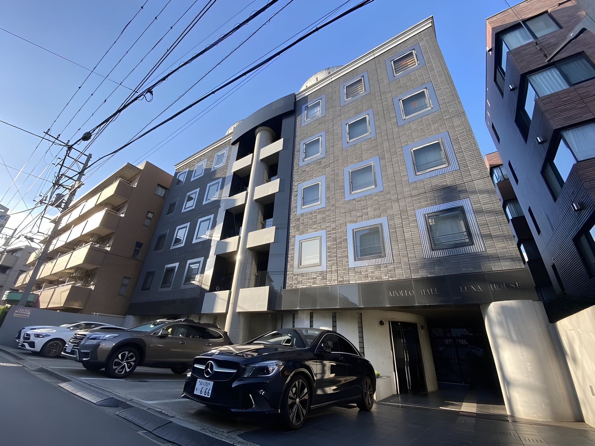 アポロホール&ルナハウス 105