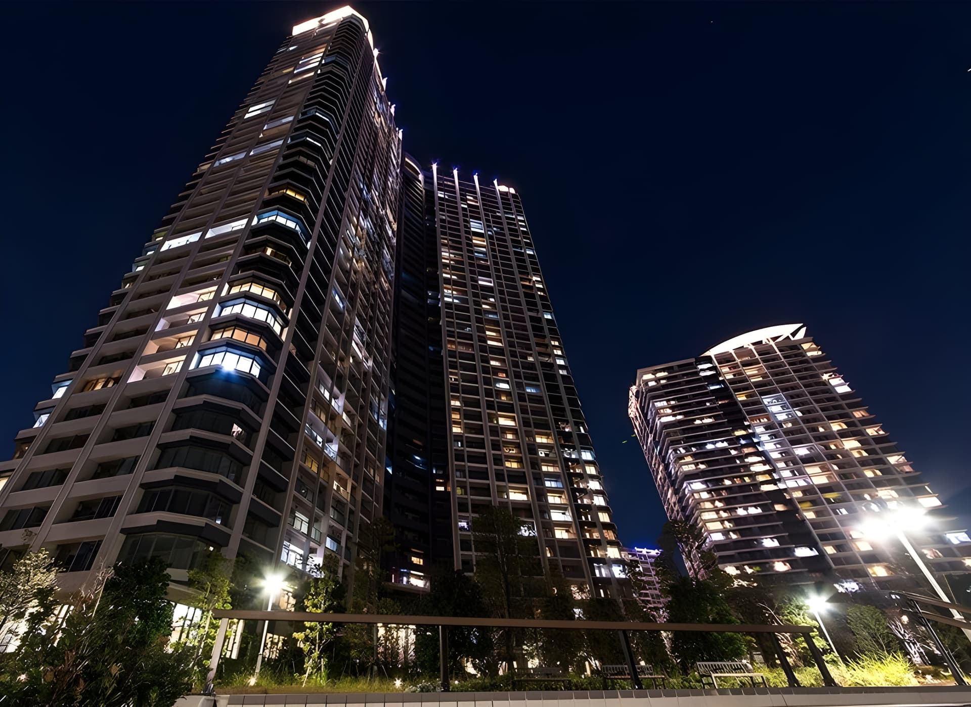 SKYZ TOWER & GARDEN 3204