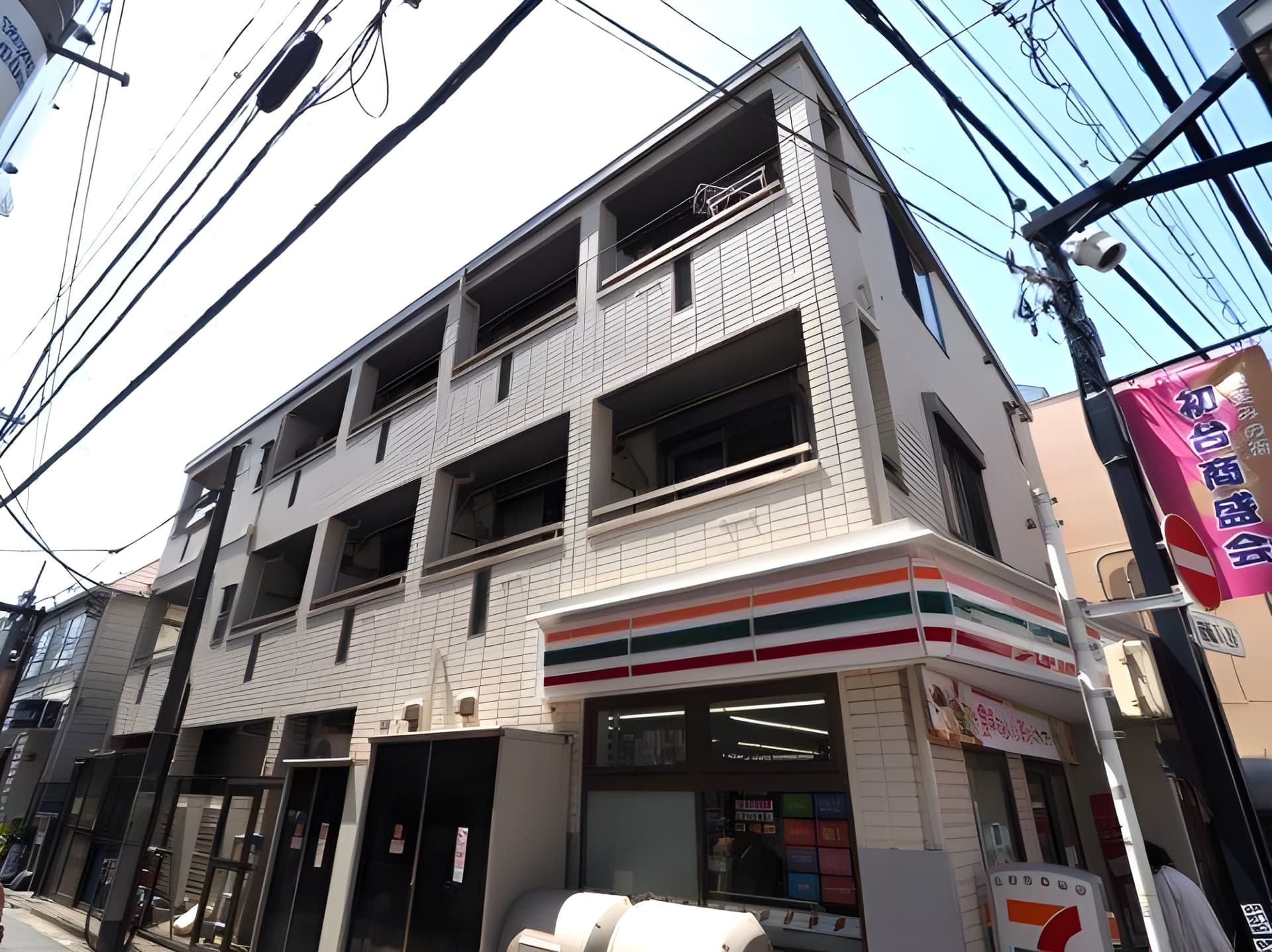 ヴァリ初台 303