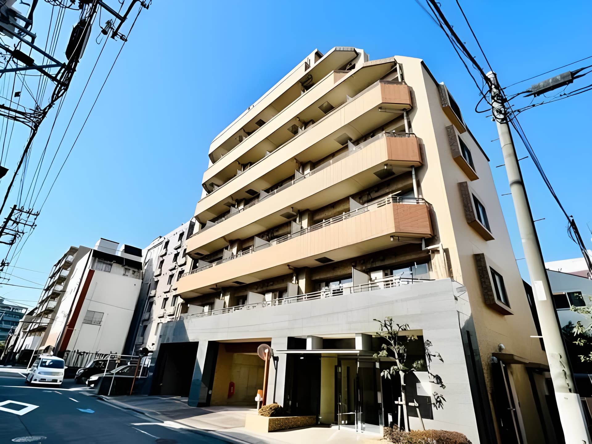 バンクサイドコート常盤 605