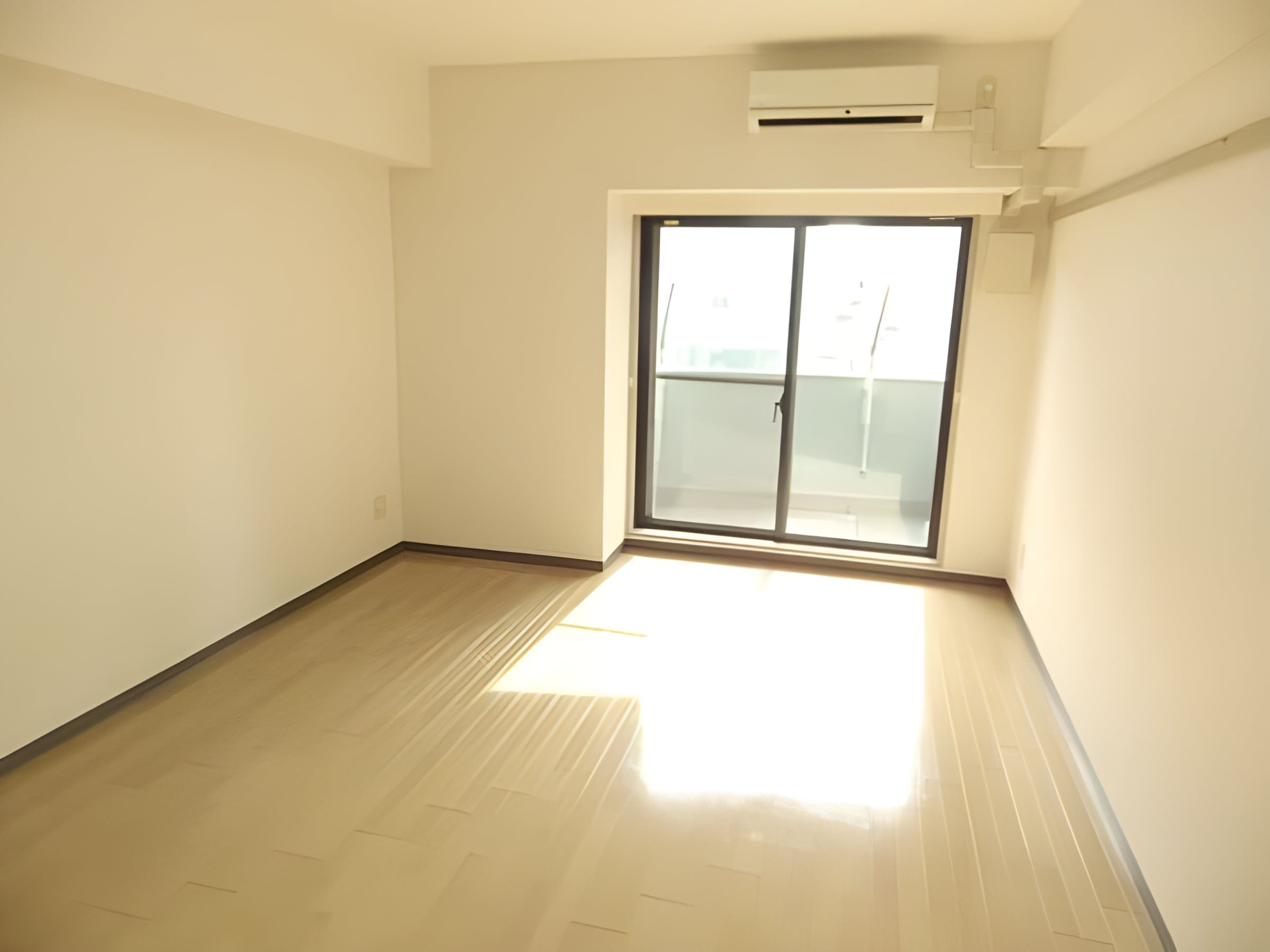 WHITE HILLS SAKAINO 802