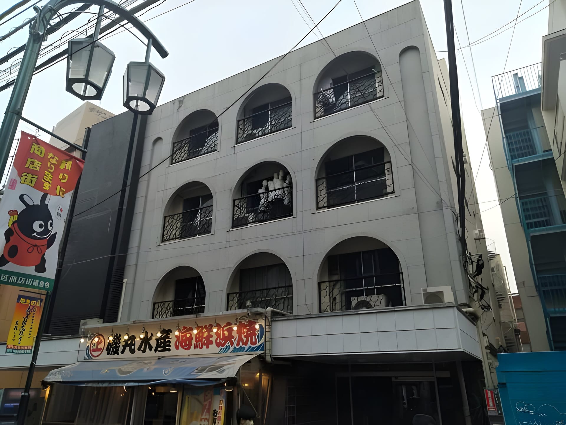 平原マンション 402