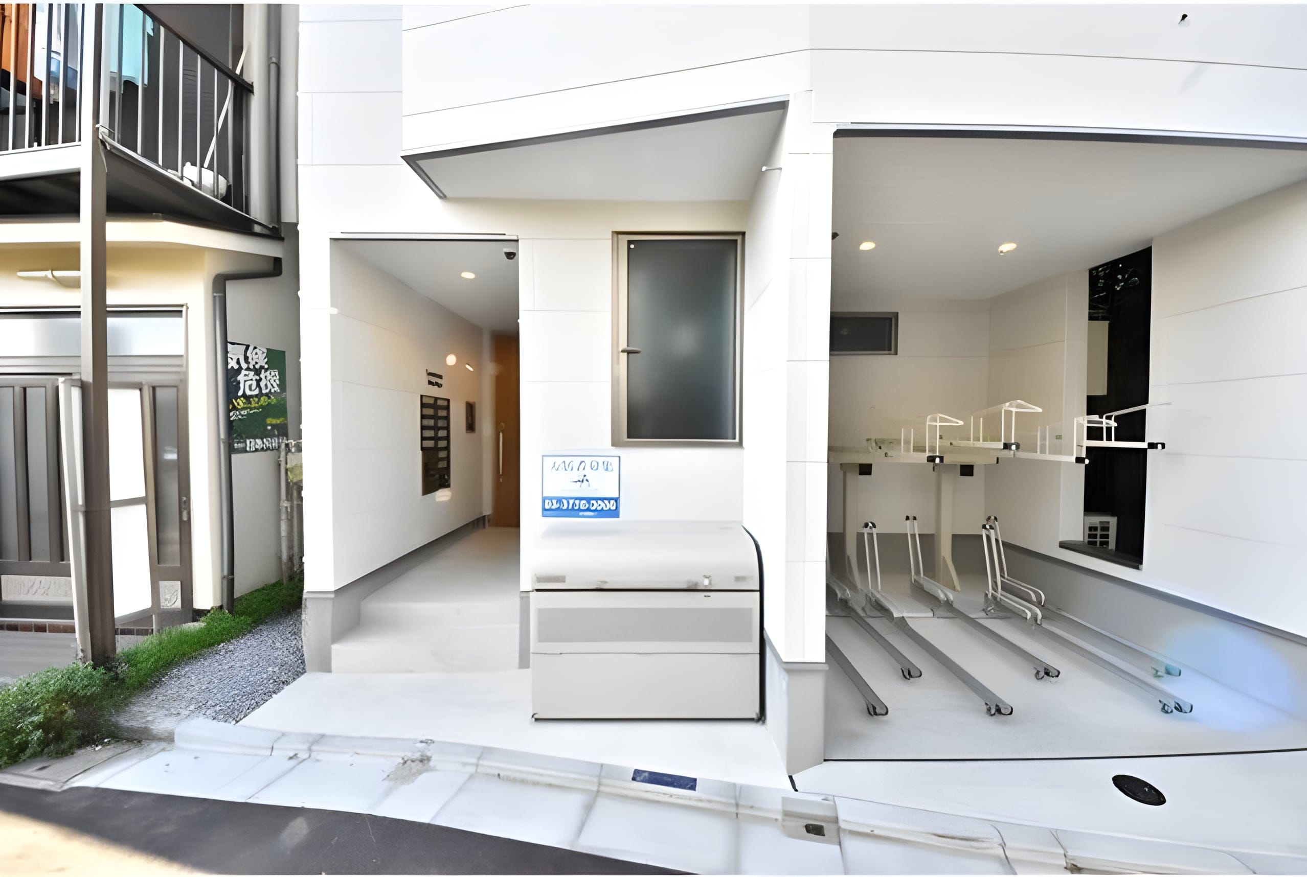 セレブラーレ町屋 303