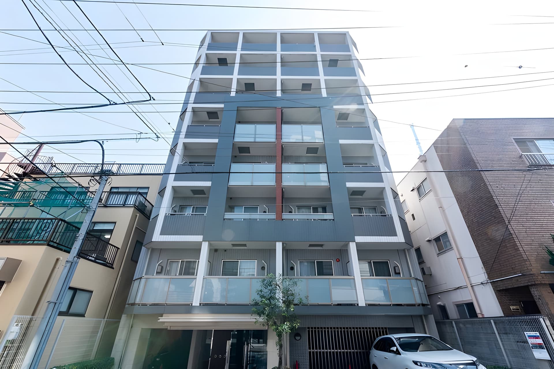 AQUA PRIME TOWER OSHIAGE 802